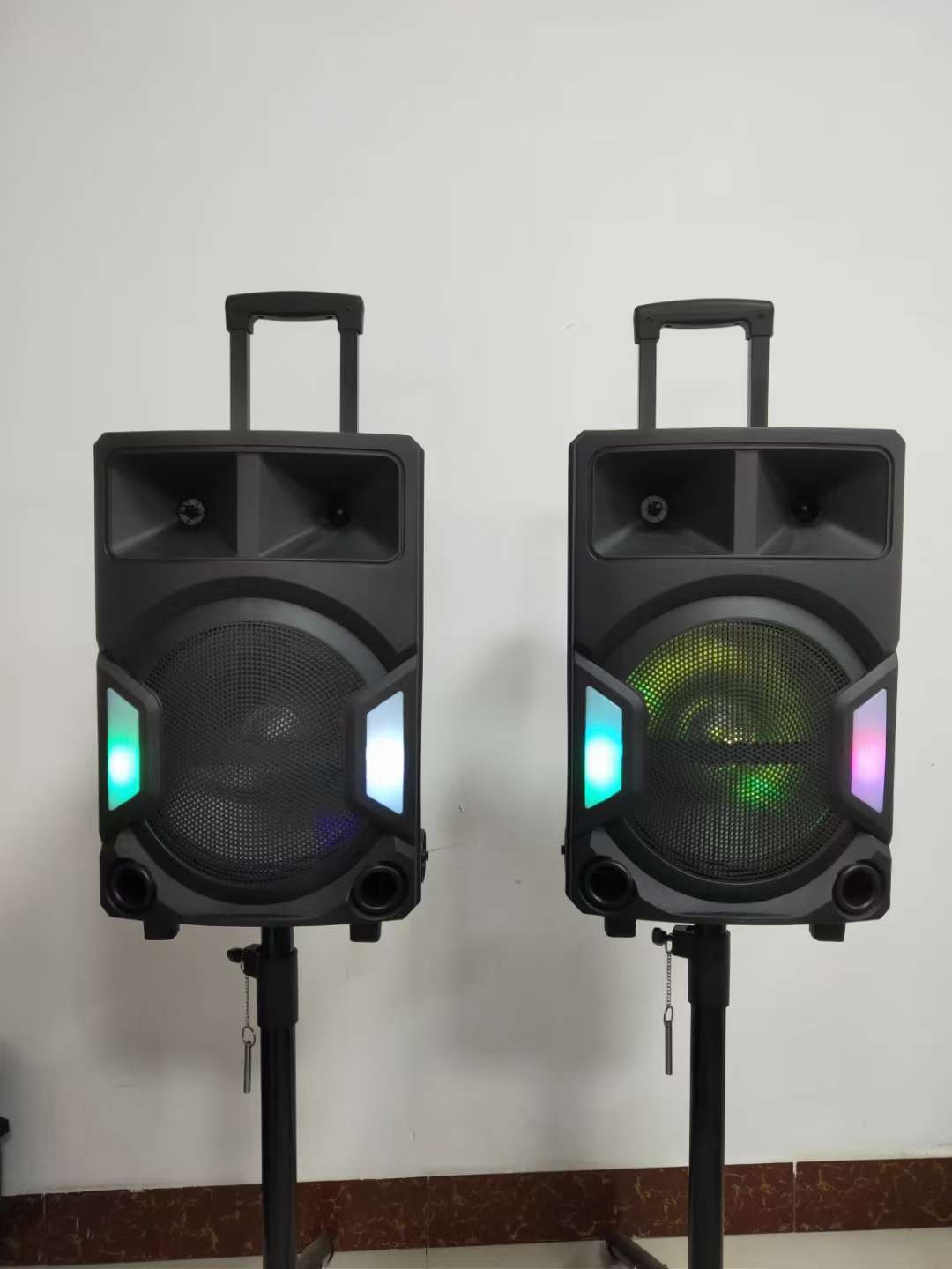 BT, 12 inch tie bar speaker, portable speaker, portable speaker wide. Dancing sound of blue tooth speaker Specification drawing