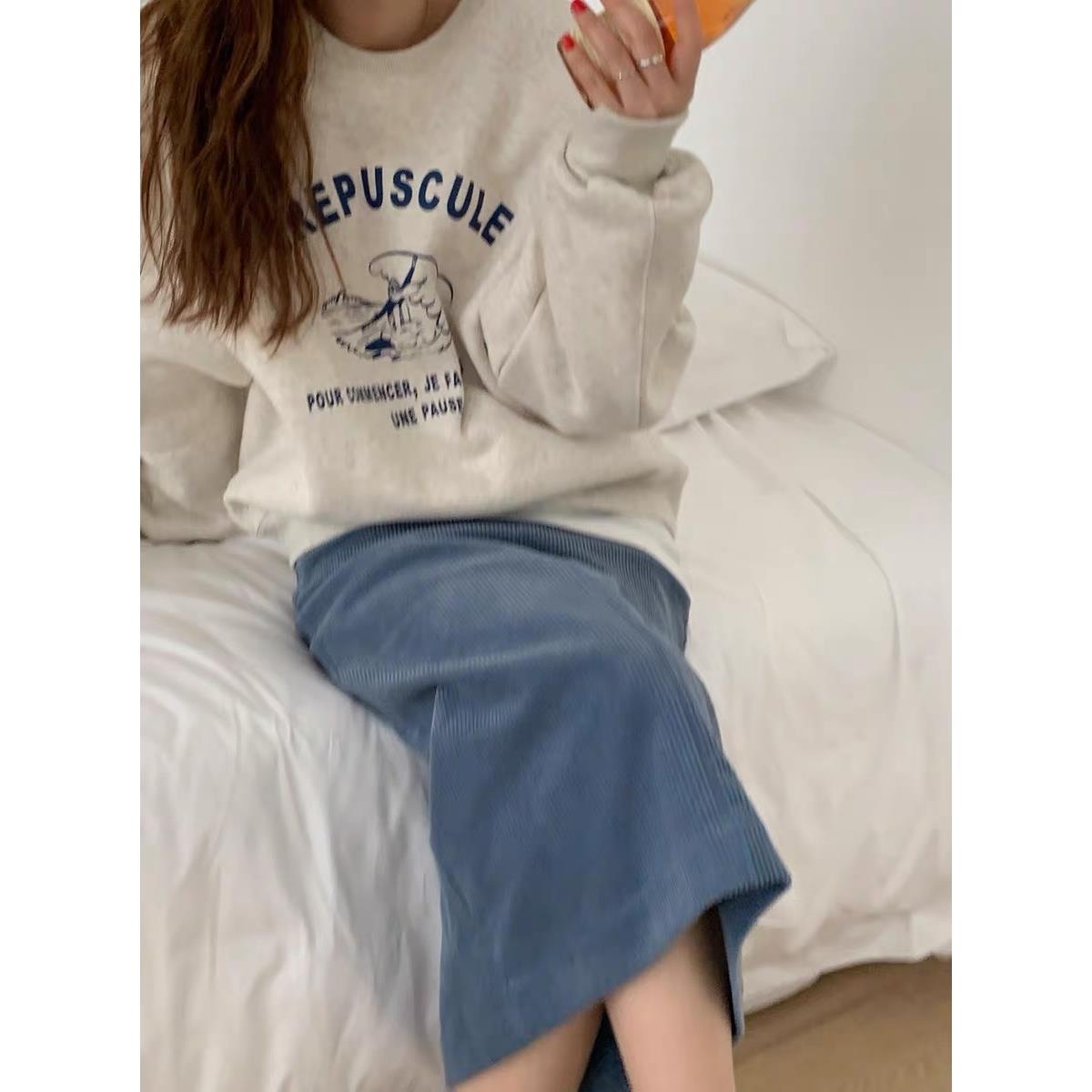 Women's Clothing 10