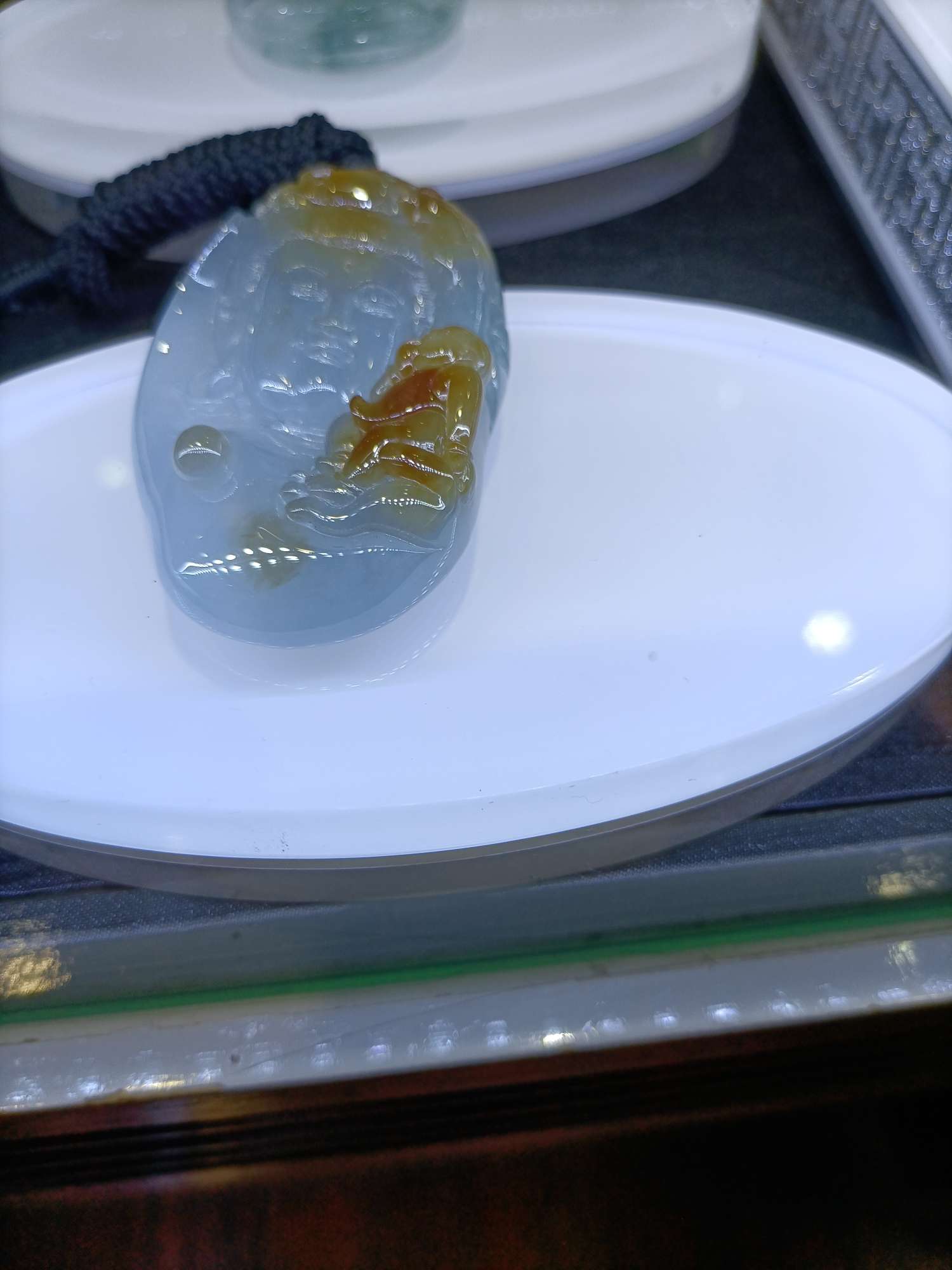 Door jadeite send son Guanyin thumbnail