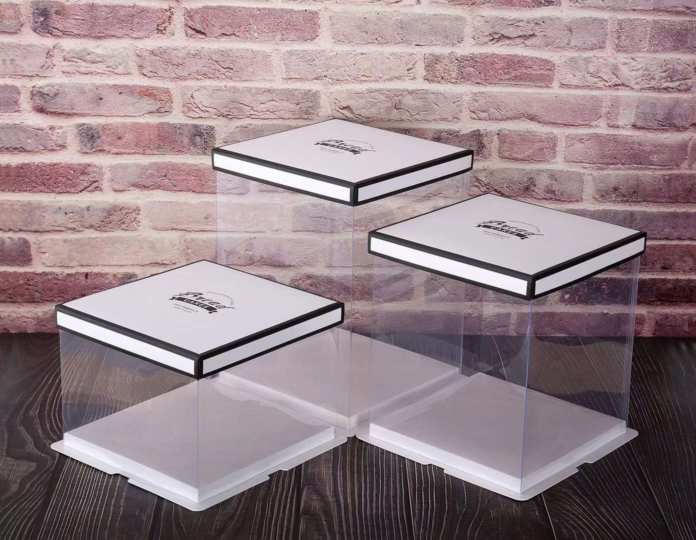 A white transparent cake box detail image 1