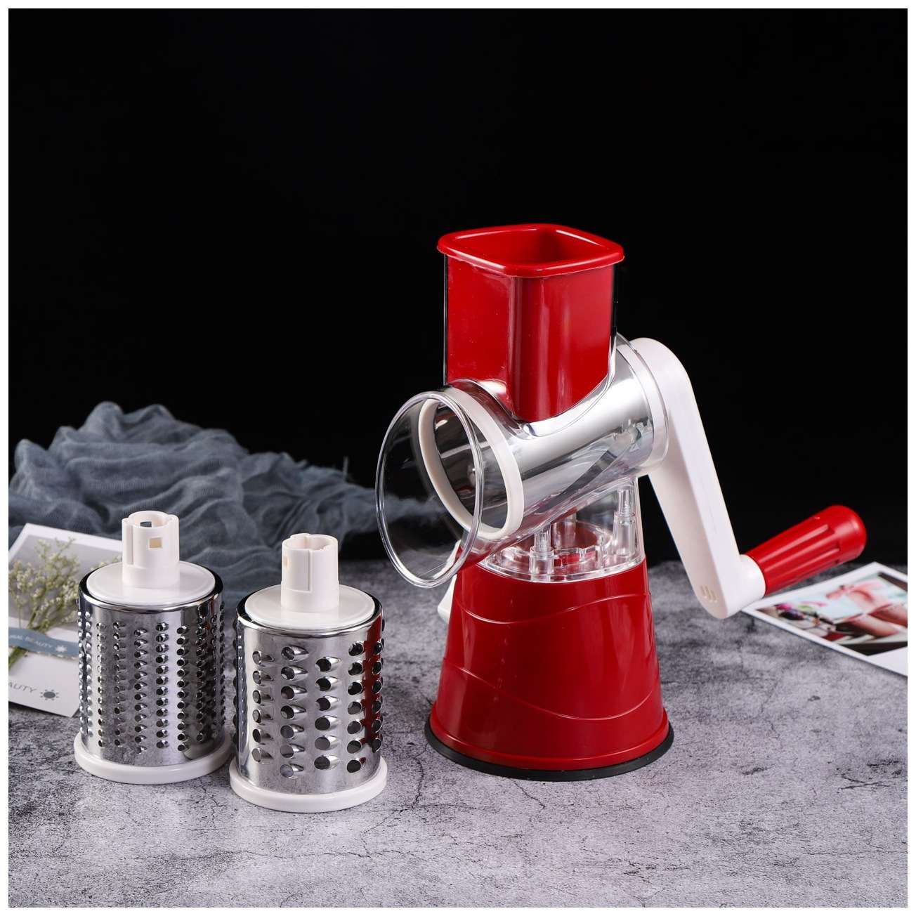 Hand-cranked vegetable cutter, multi-functional kitchenware and kitchen supplies, multi-functional vegetable cutter, fruit and vegetable slicer, roller vegetable cutter undefined