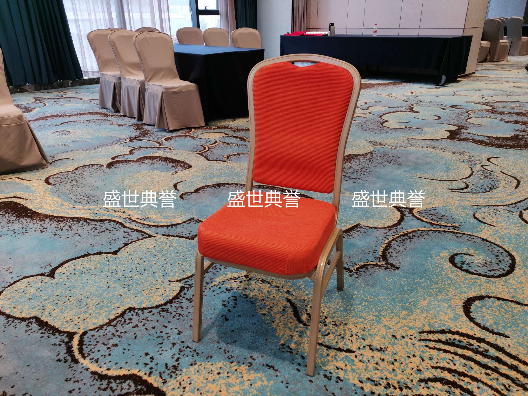 Nanchang hotel banquet hall wedding banquet dining tables and chairs Conference center folding aluminum alloy chairs Banquet tables and chairs Banquet chairs detail image 3