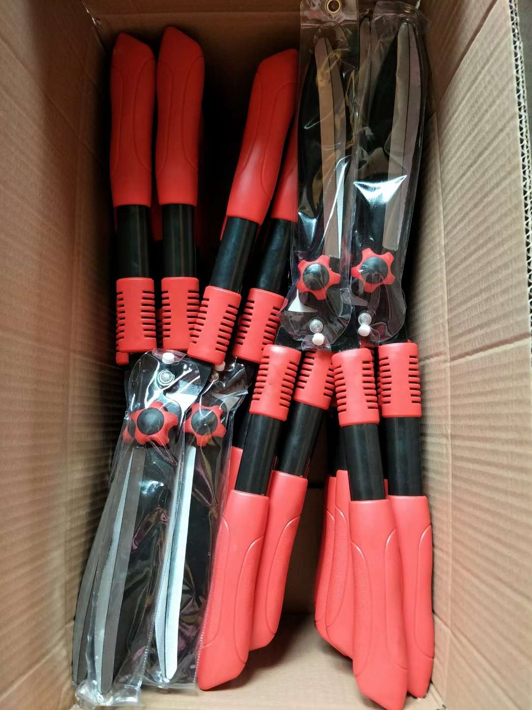 Tall tree shears Large grass shears Garden shears Branch shears garden shears lawn shears Flower shears telescopic shears Hardware tools undefined
