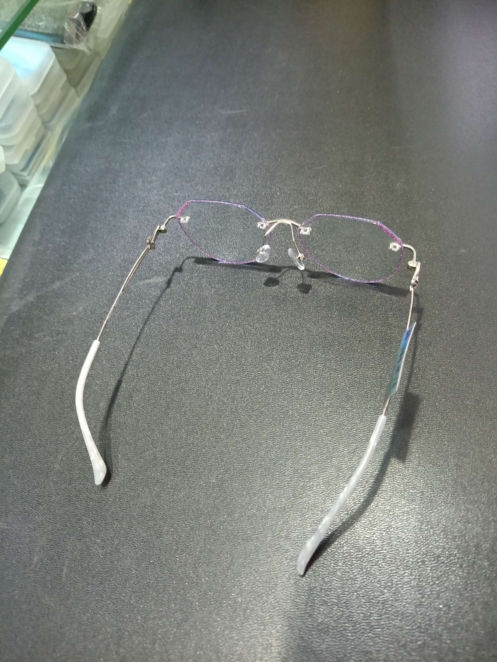 金佛丹顿复古产品图