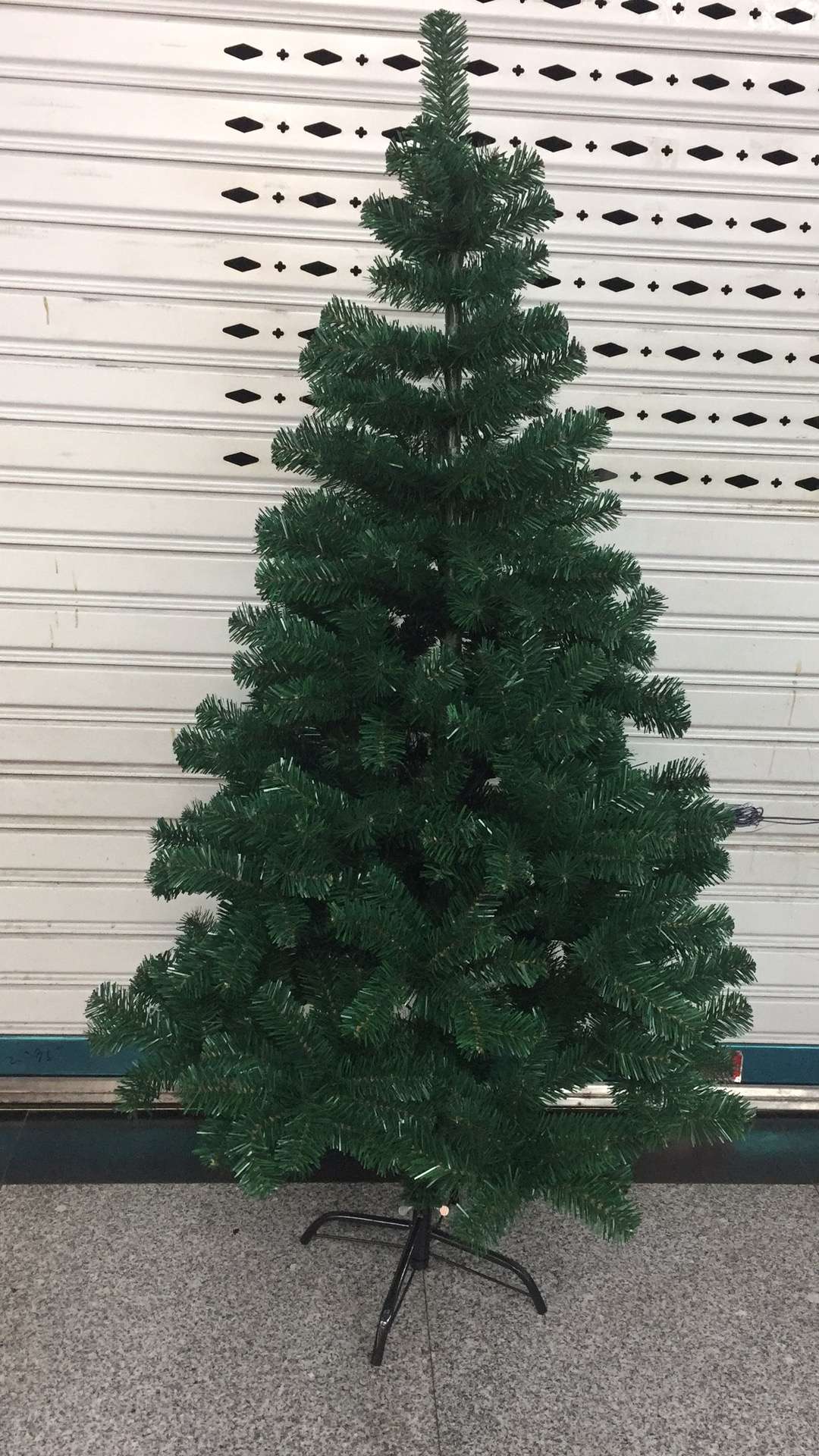 A regular 1.5-meter Christmas tree detail image 4