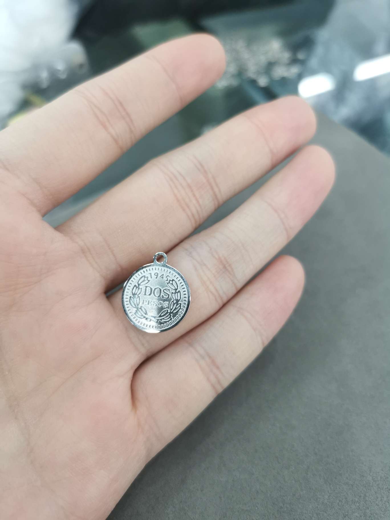 Stainless steel corrosion of titanium necklace pendant Accessories thumbnail