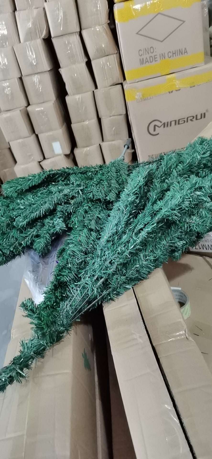 A regular 1.5-meter Christmas tree Application Scenario