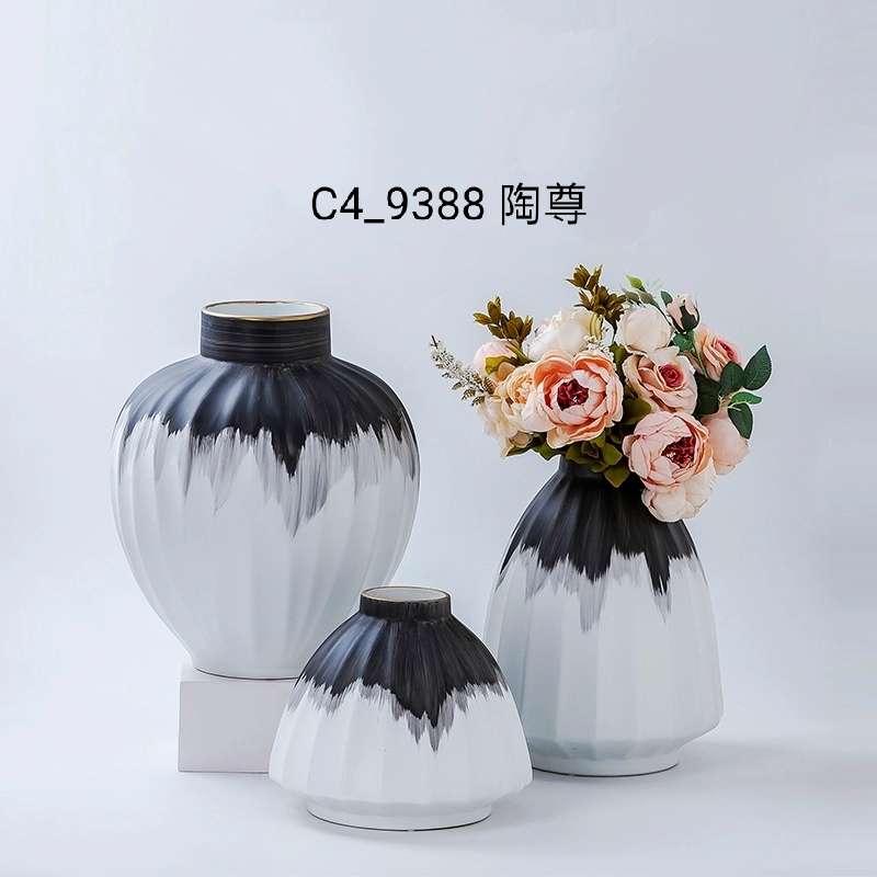 Jingdezhen Northern Europe Living Room Matte Black And White Vase Ceramic Flower Arrangement Decoration Simple Modern Window Creative Dried Flower Decoration Item Picture