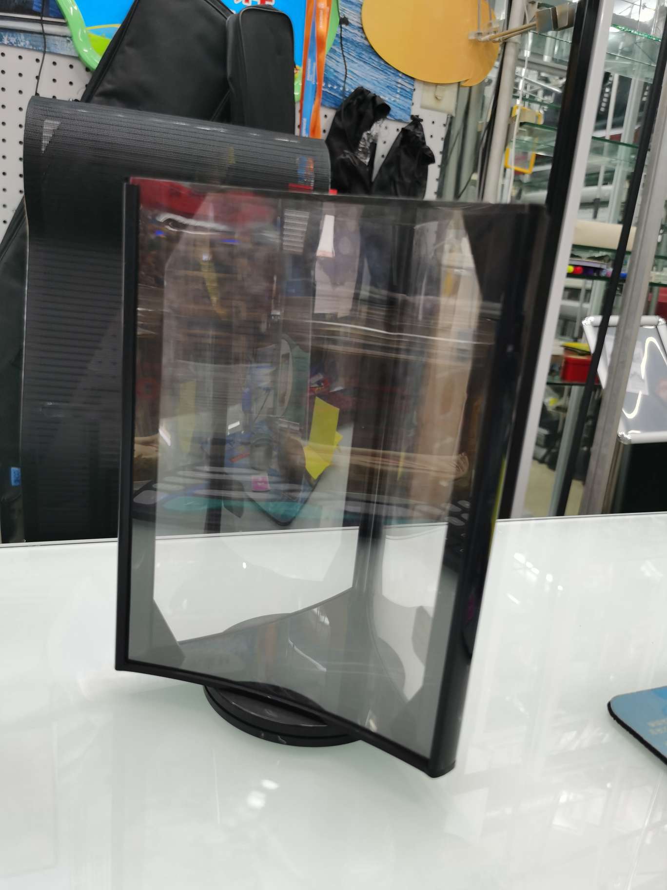 桌上三面旋转酒水牌黑色A4