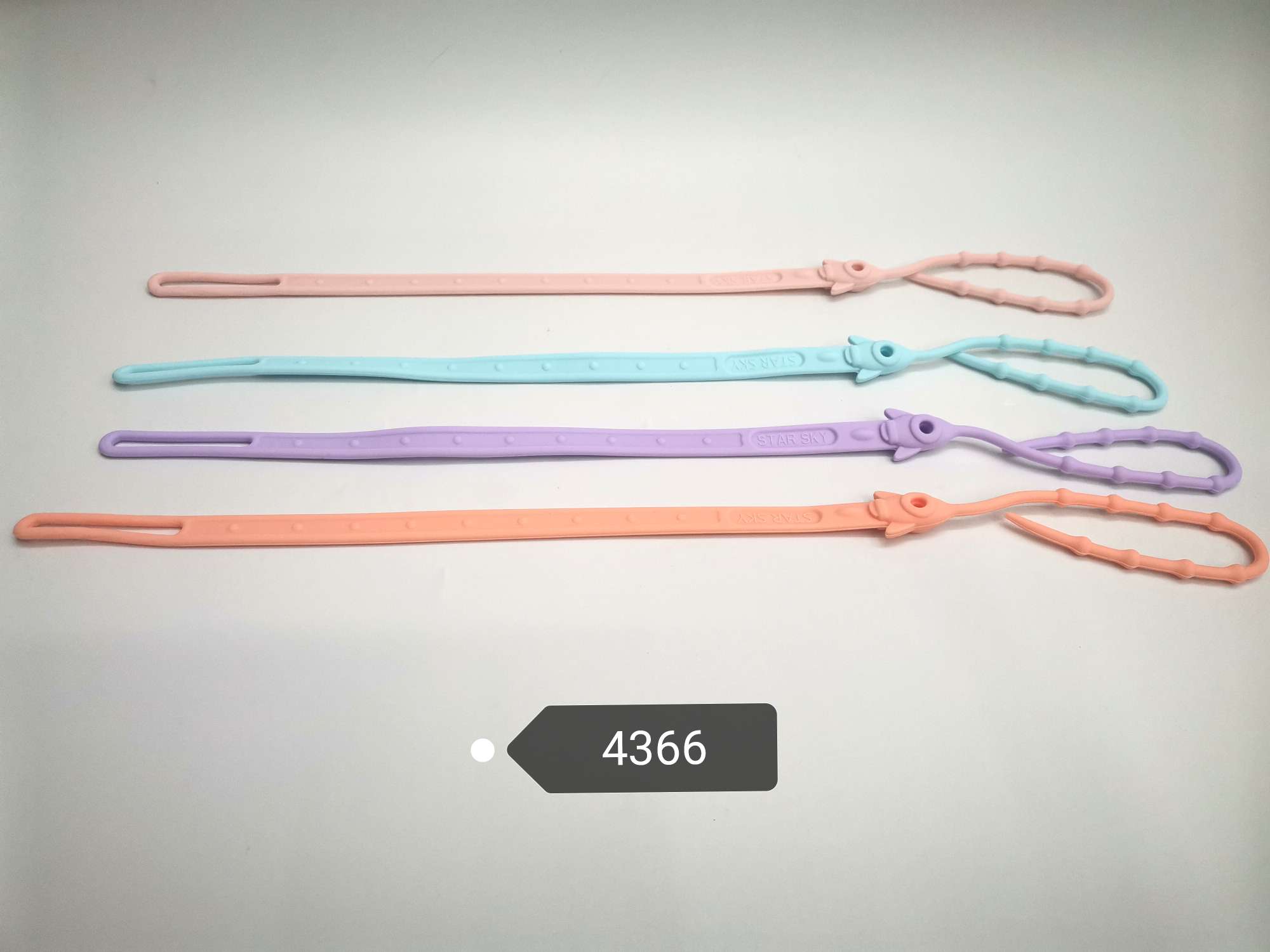 宝宝奶嘴防掉链全硅胶奶嘴链条