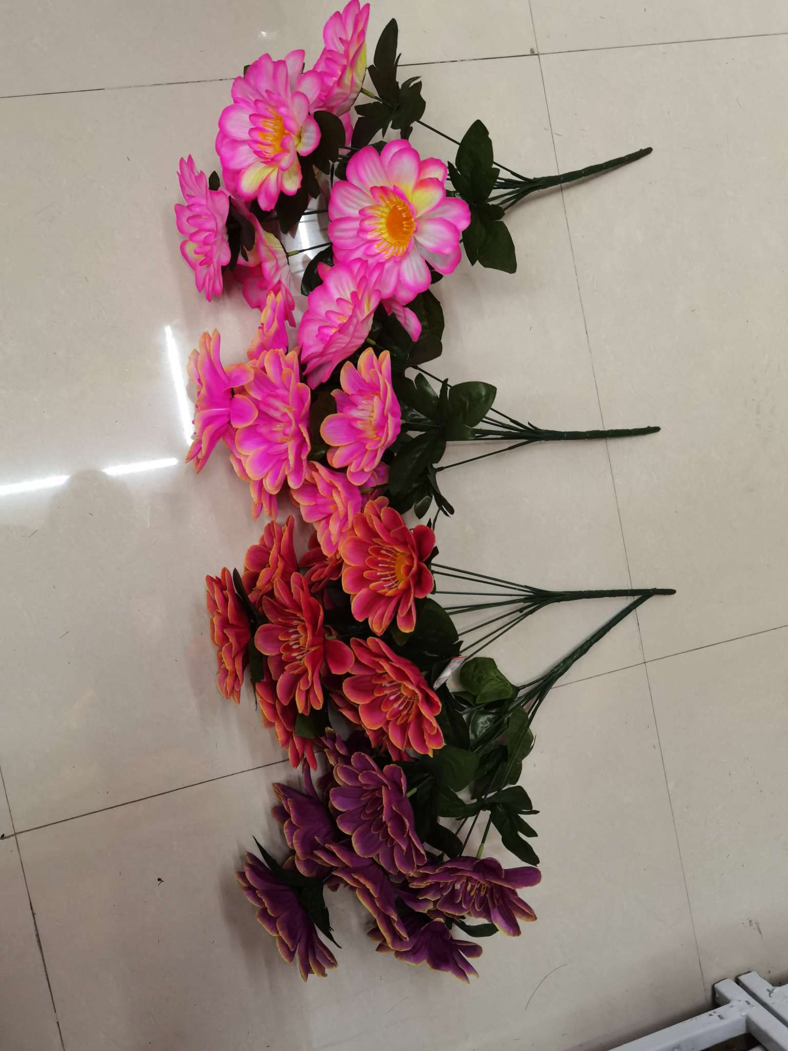 Nine small chrysanthemums Application Scenario