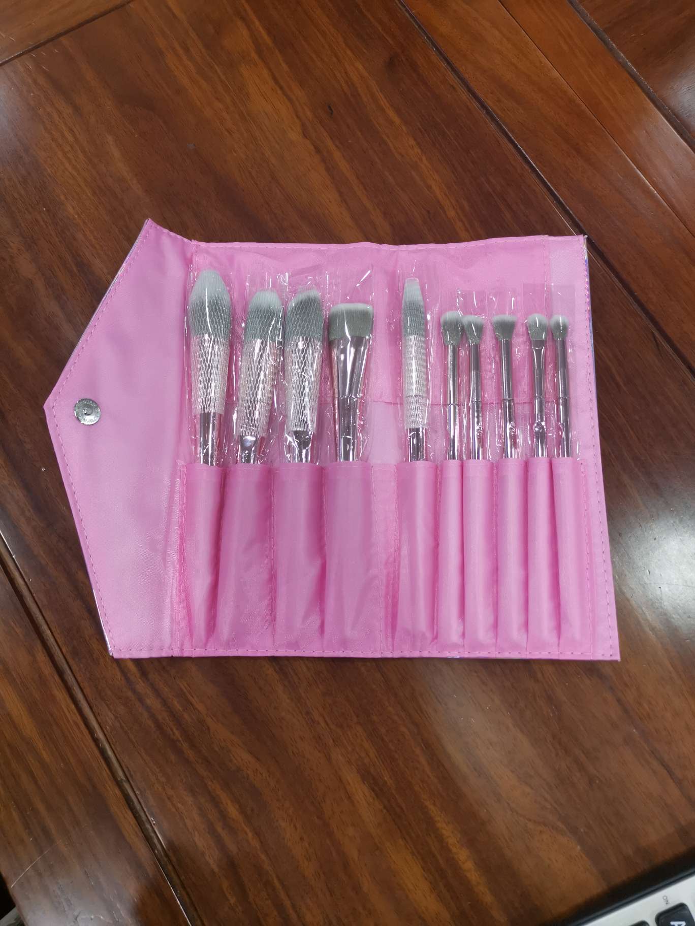 Makeup tool thumbnail