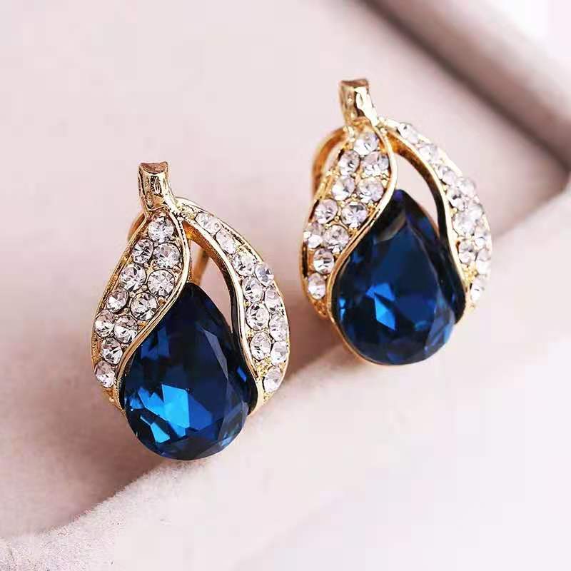 Fashion drop crystal earrings, silver needle earrings, allergy proof earrings thumbnail