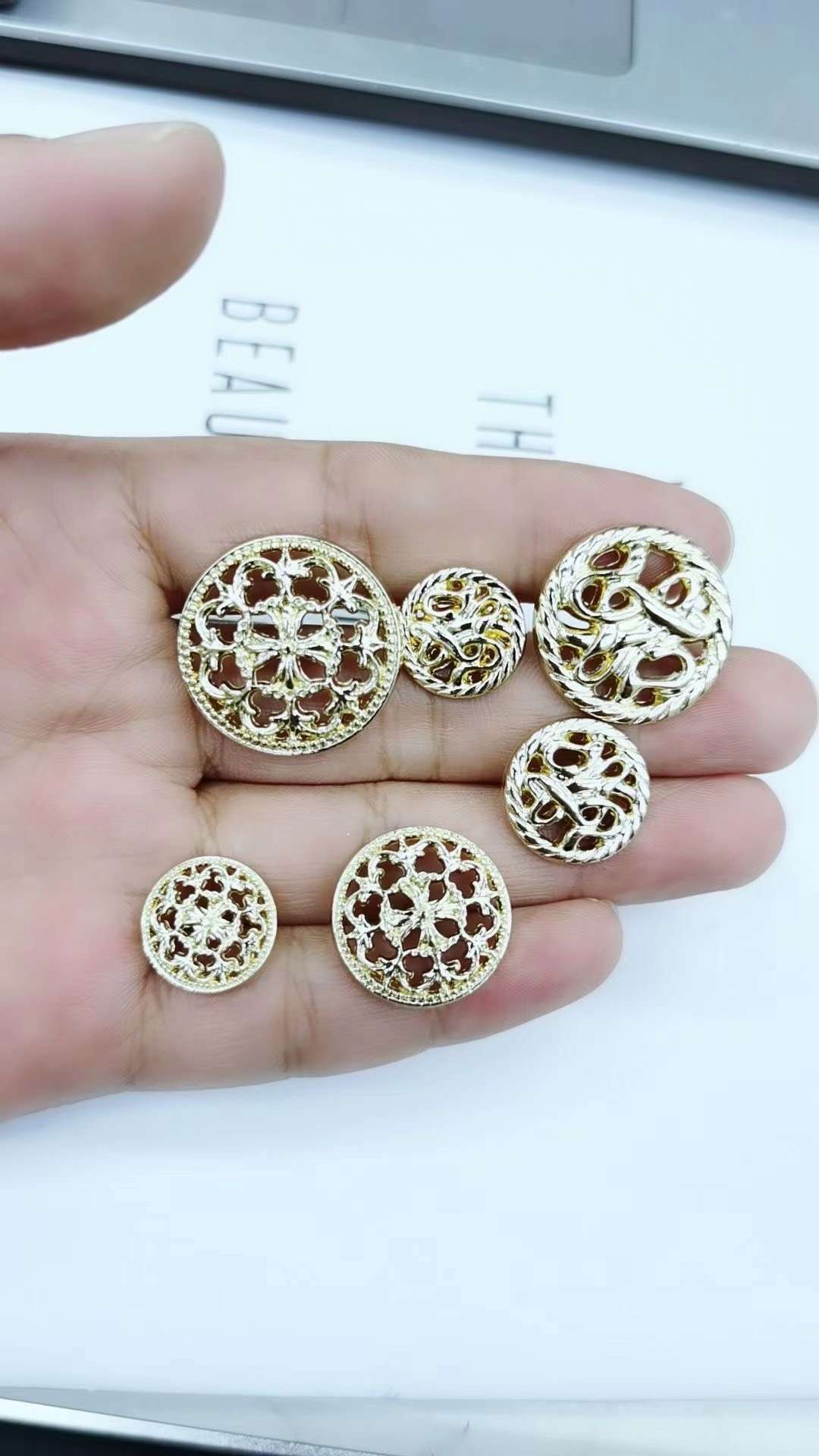 Alloy label decoration label alloy button iron label metal trademark metal label hand sewn button thumbnail