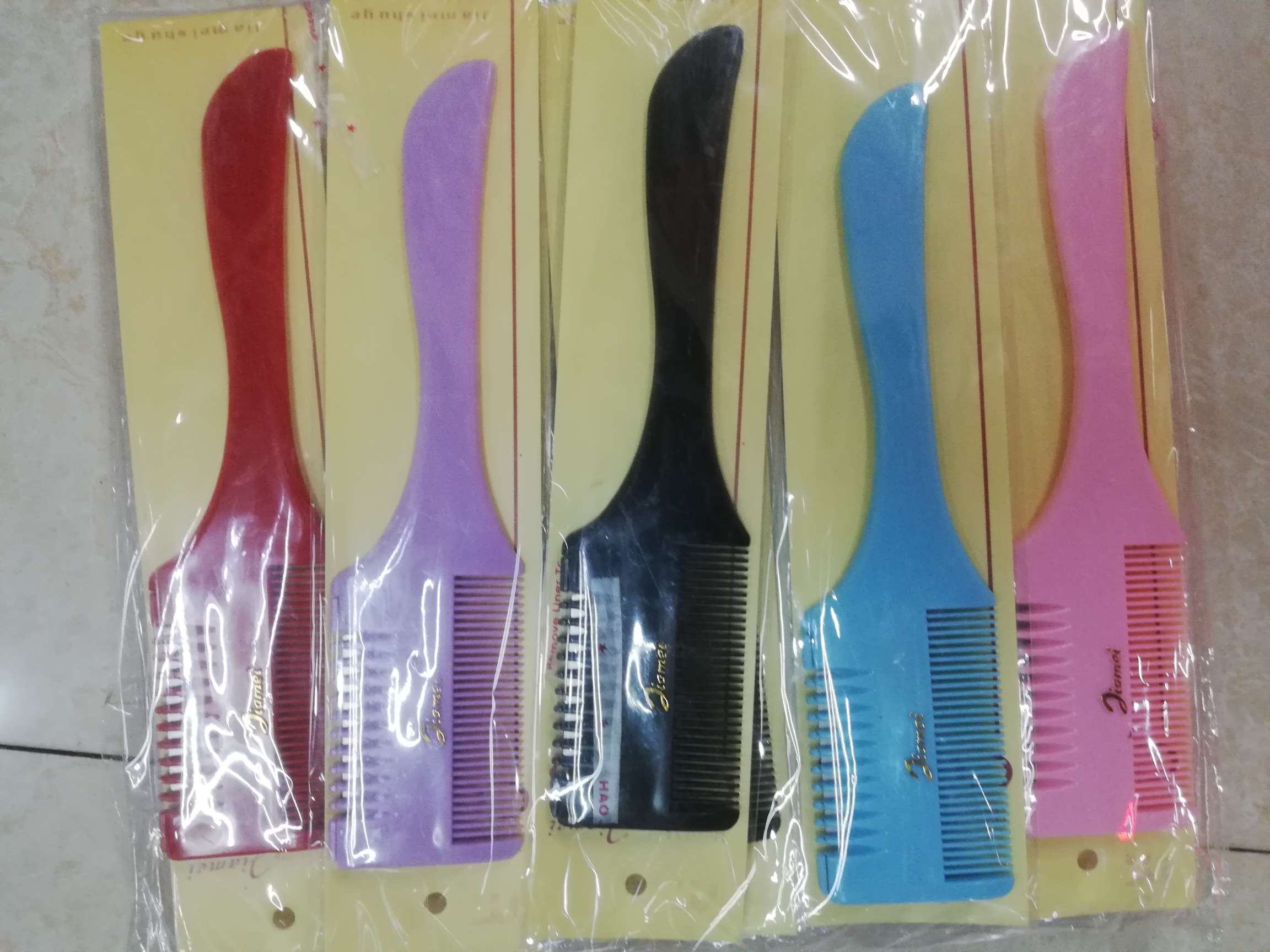 Hair shaving device