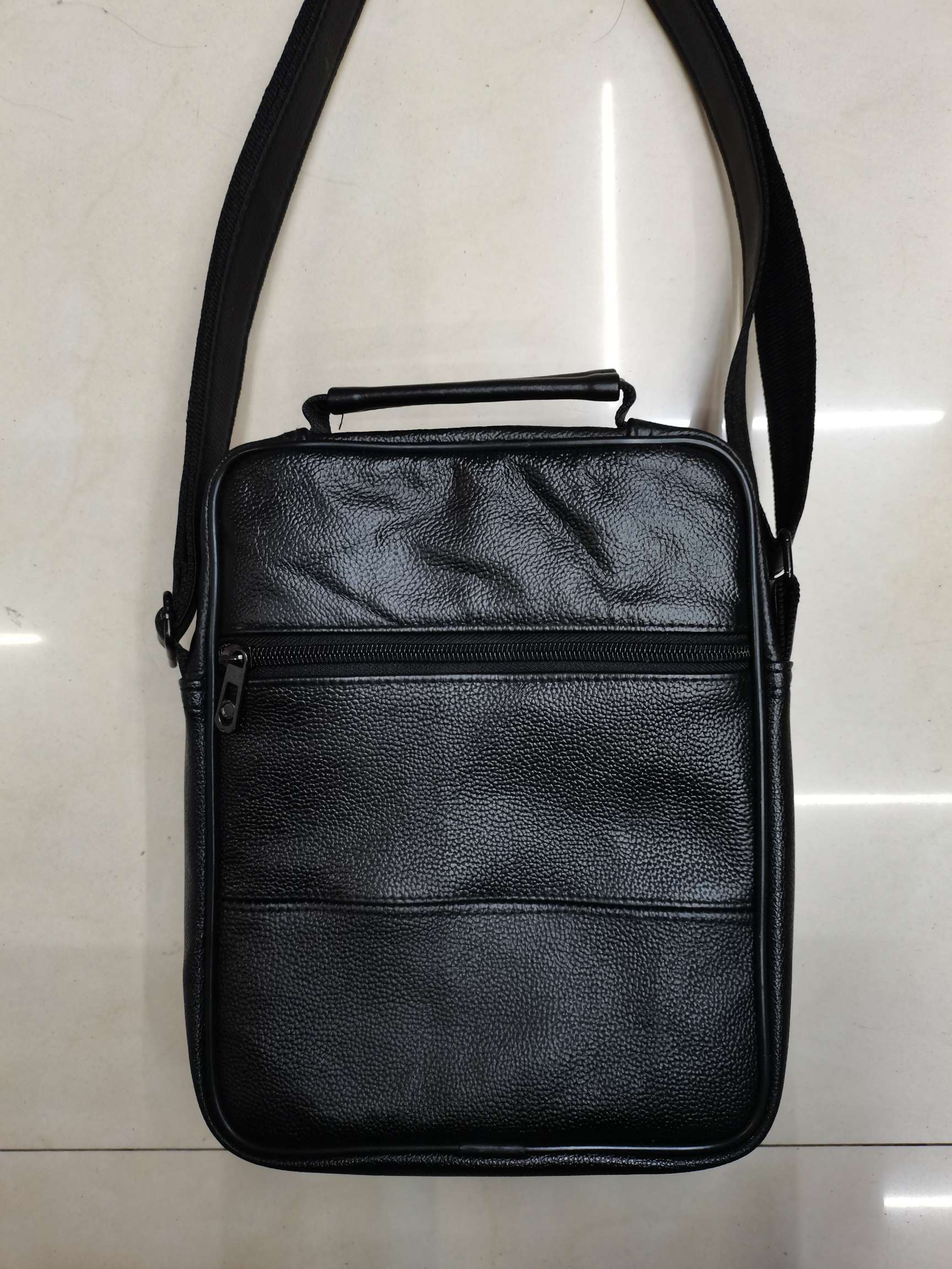 Men's and women's multi-functional casual bags, leather crossbody bags, crossbody bags, single-shoulder bags, mobile phone bags Specification image