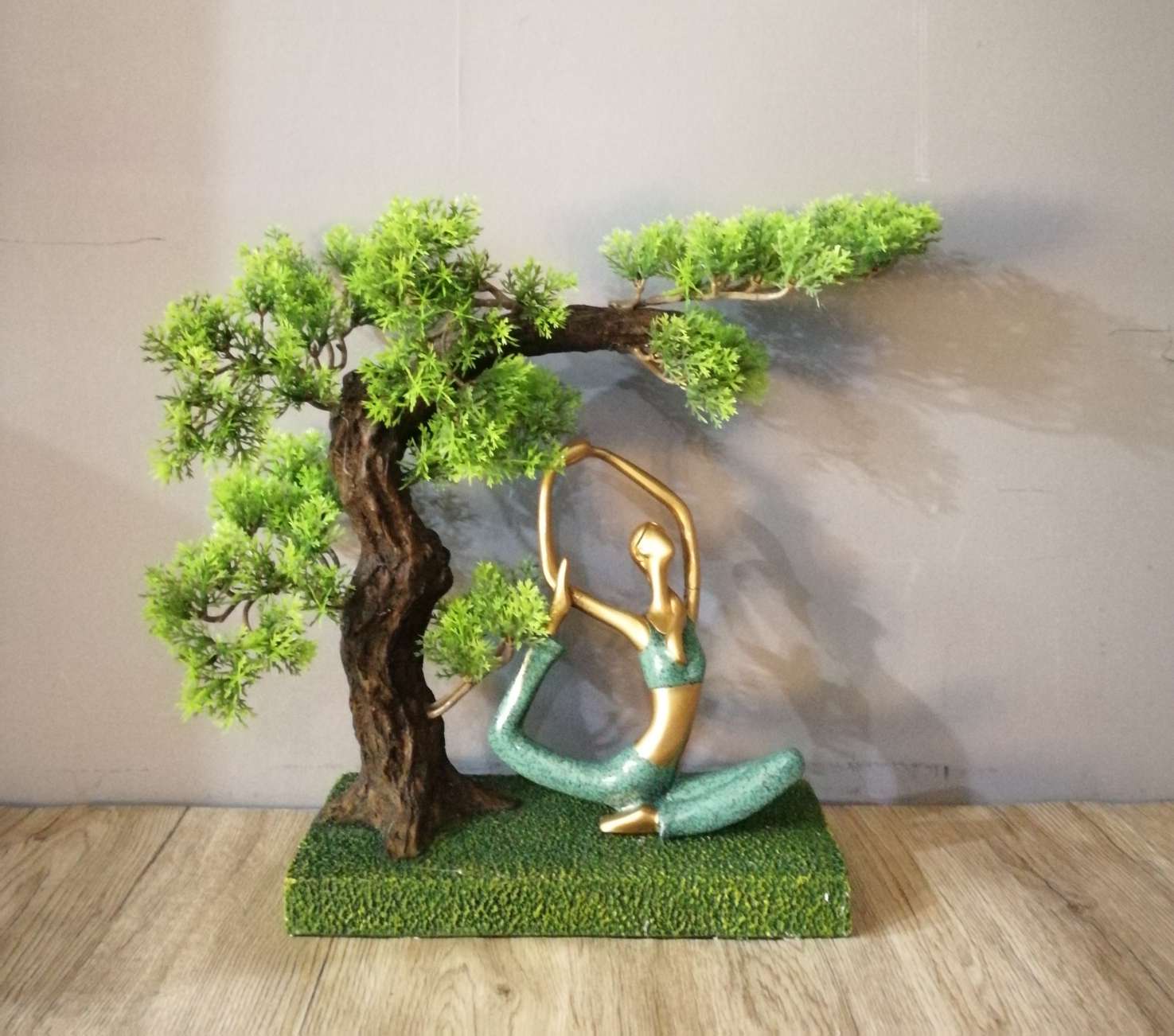 仿真迎客松瑜伽摆件工艺品