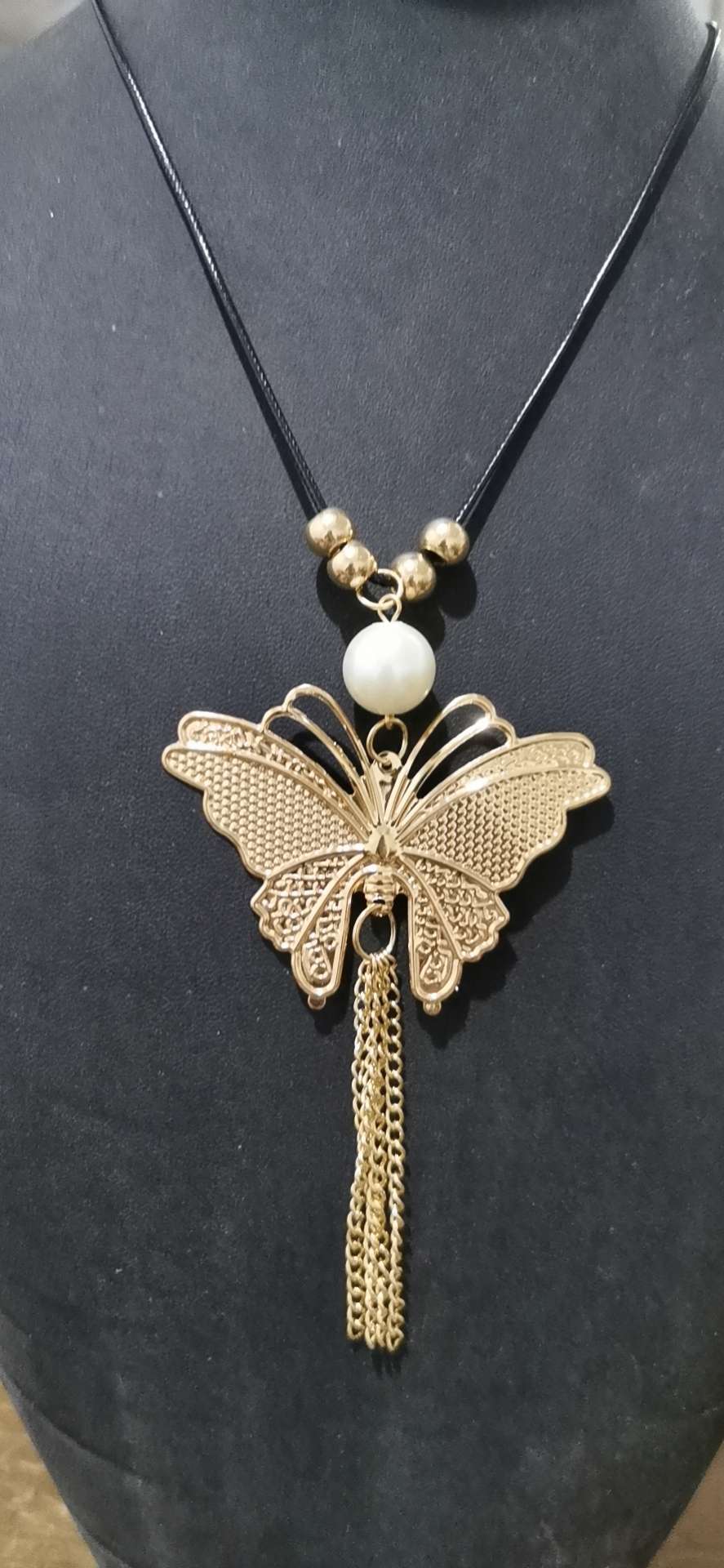 Accessory Sweater Chain details Picture