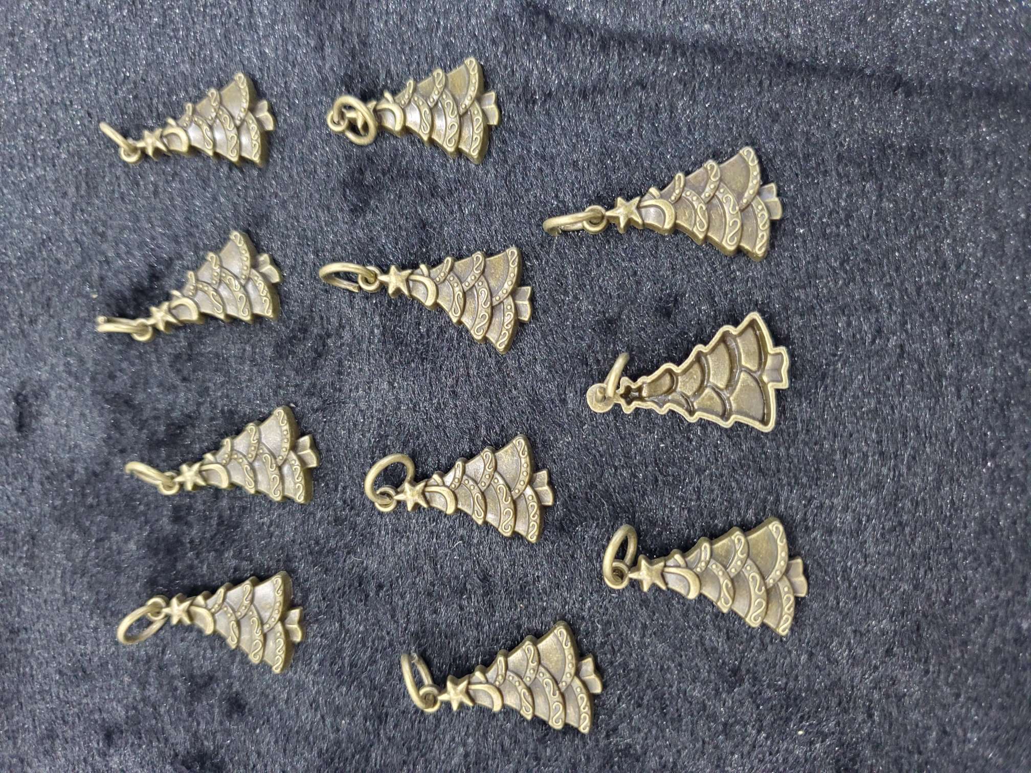 Alloy accessories, clothing accessories, jewelry accessories, notebook accessories, pendants, tags, Christmas trees detail image 1