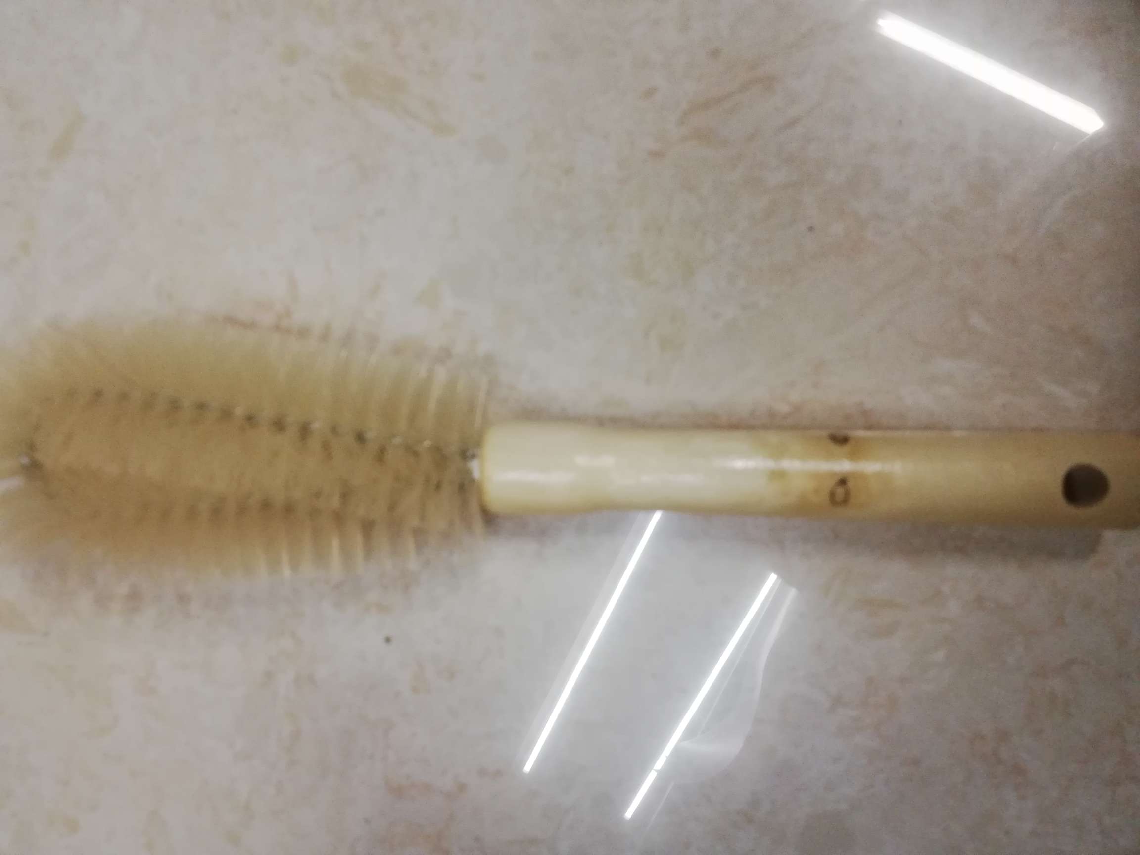 Woodblock Yuan bottle brush