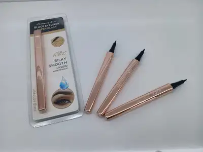 Waterproof Quick-Drying Dark Black Eyeliner