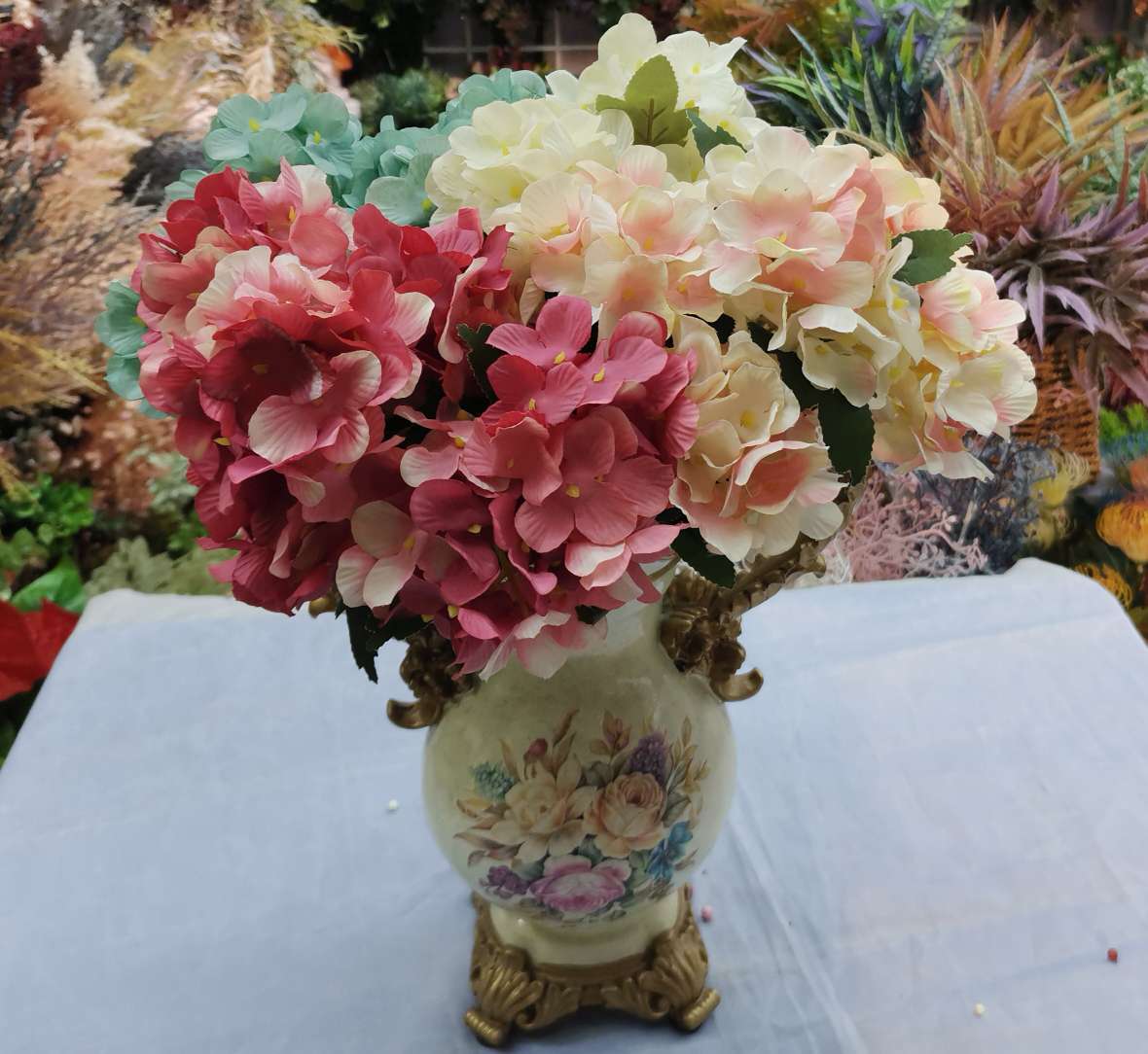 Simulated European hydrangea violet detail image 1