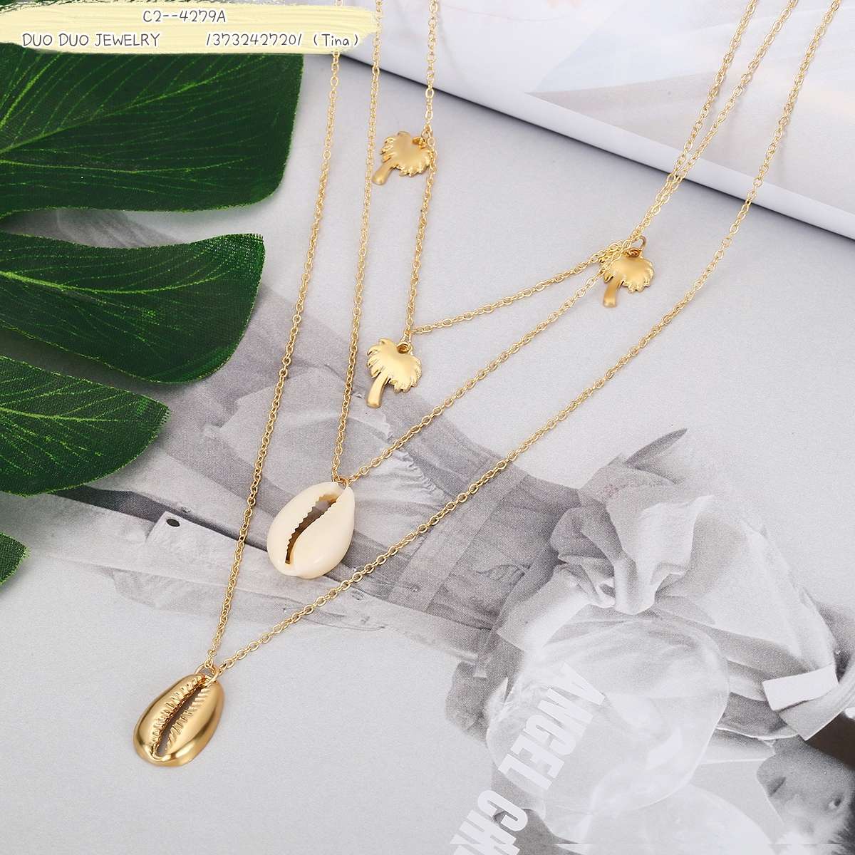 European and American style multi-layer series necklaces Application Scenario