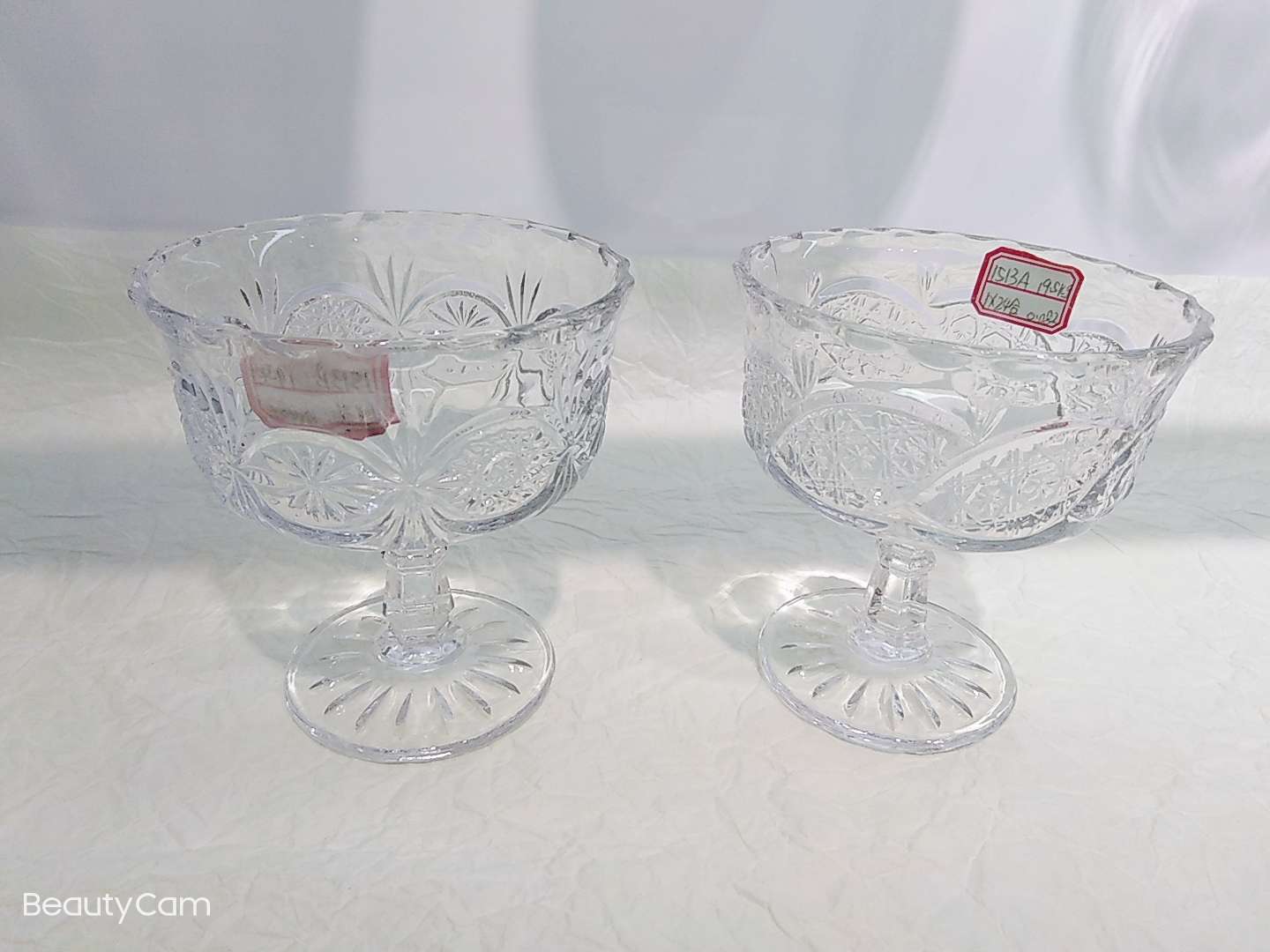 The 1513 new ice cream cups are available in multiple styles and the price is negotiable