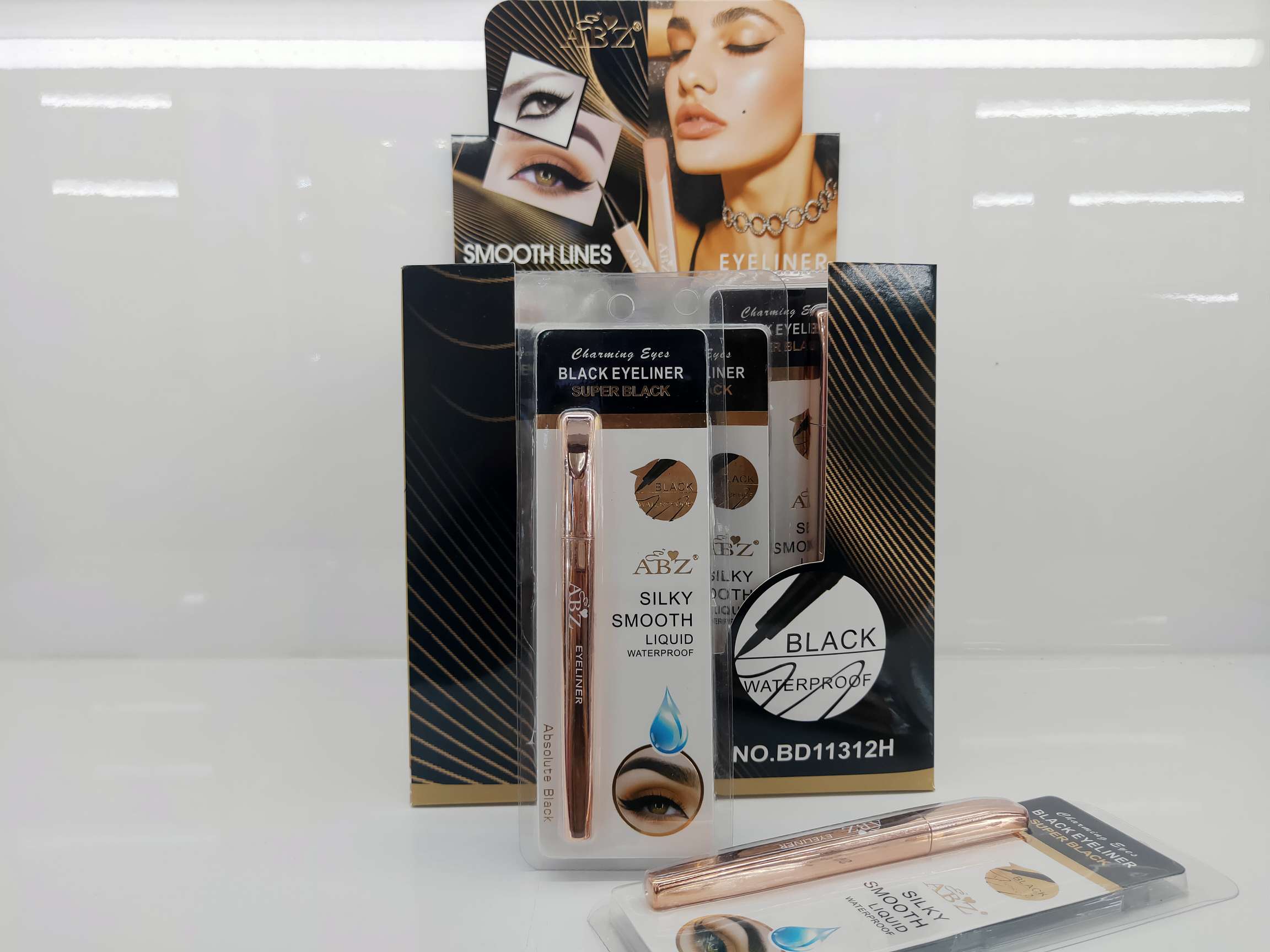 Waterproof Quick-Drying Dark Black Eyeliner undefined