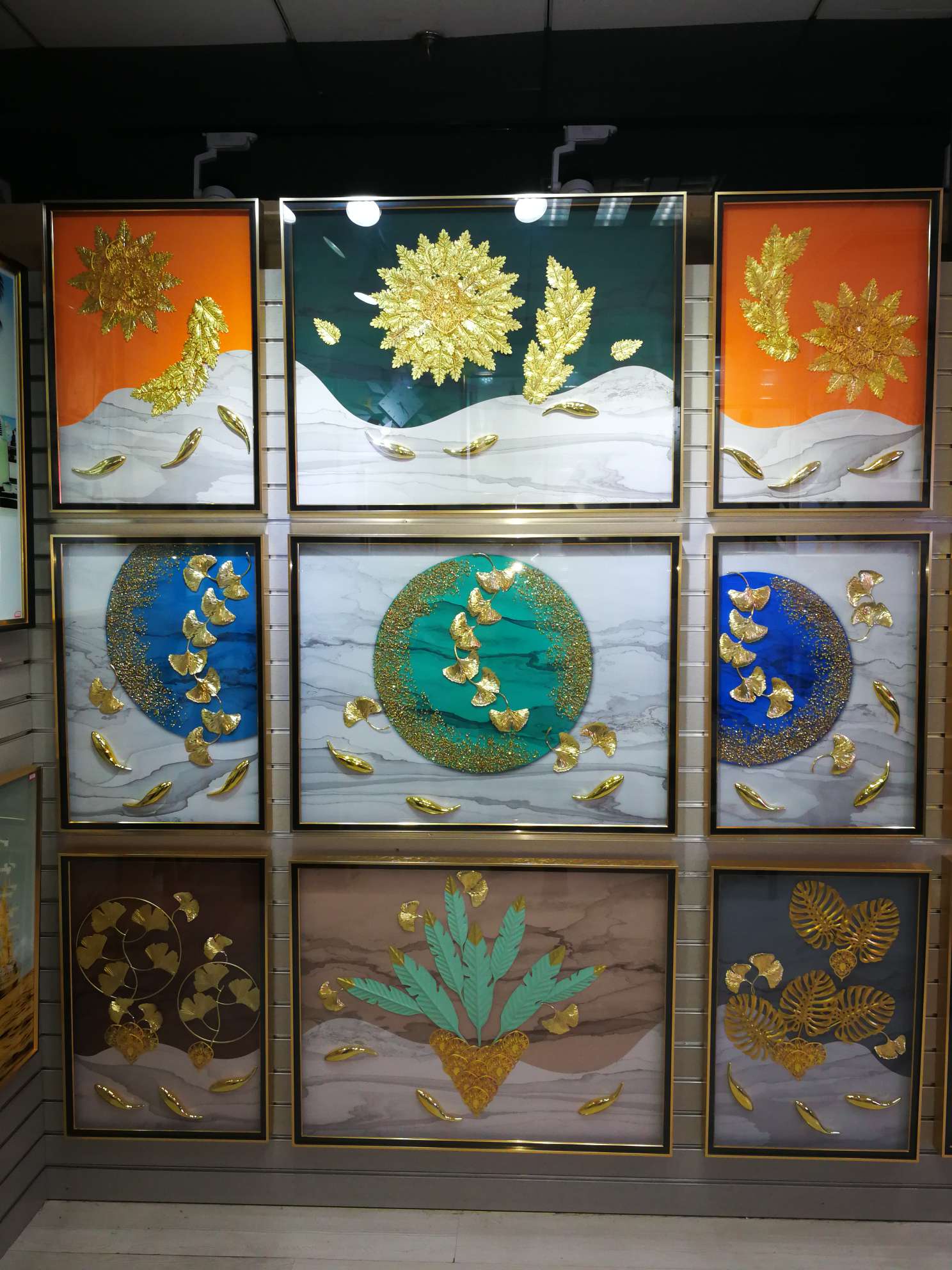 铝合金实物三联画