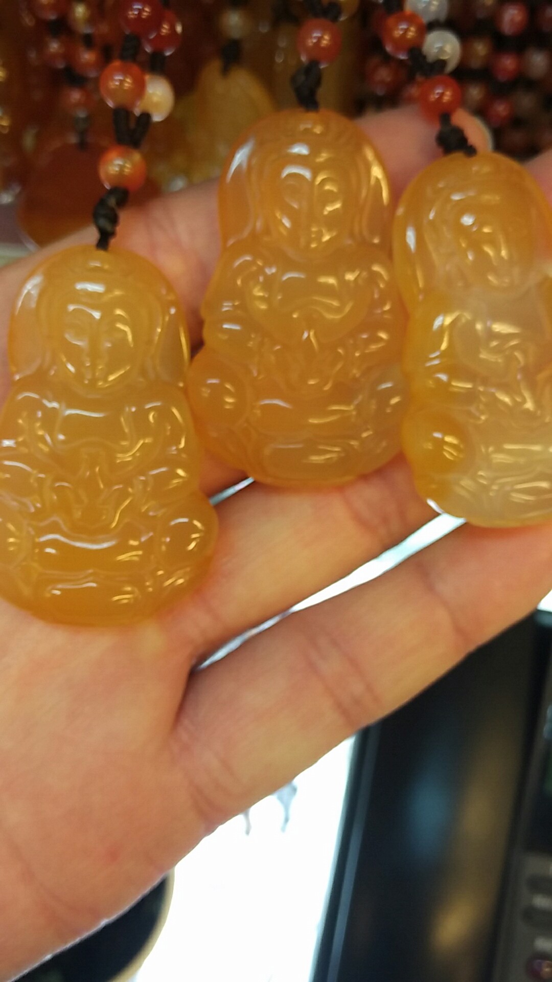 Chalcedony pendant undefined