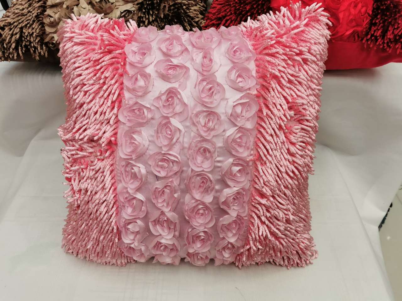 Chenille Rose Throw Pillow Pillow Cover Bedding General Merchandise Household Items Cushion Cushion Cover Specification drawing