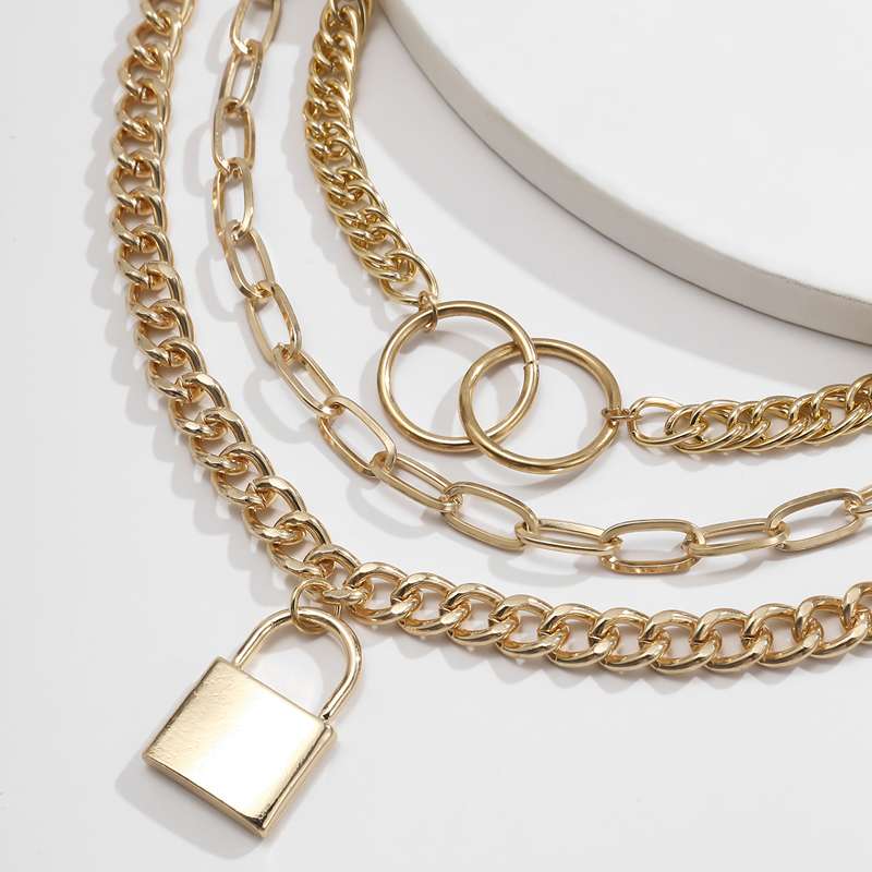 European and American trend influencer hip-hop Instagram cold style collarbone chain set, niche design sense circle lock necklace detail image 2