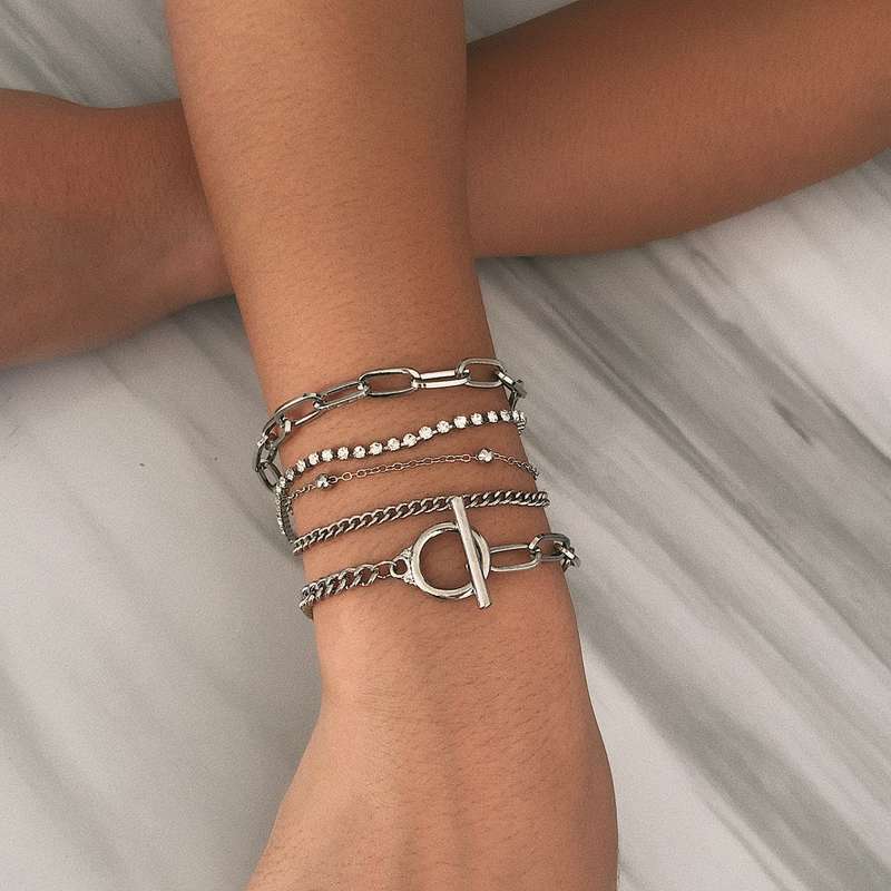 Multi-layer chain set bracelet for women, European and American Instagram niche design, popular online jewelry for students, simple and forest-style Application Scenario
