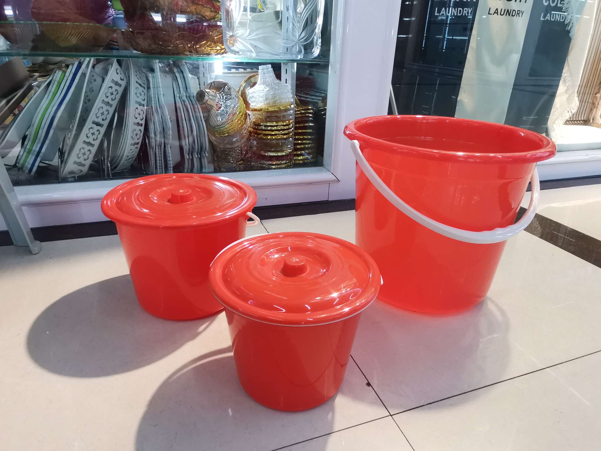 宿舍桶塑料水桶手提加厚洗衣桶家用多功能储水桶圆形桶宿舍洗衣桶 帆白底实物图