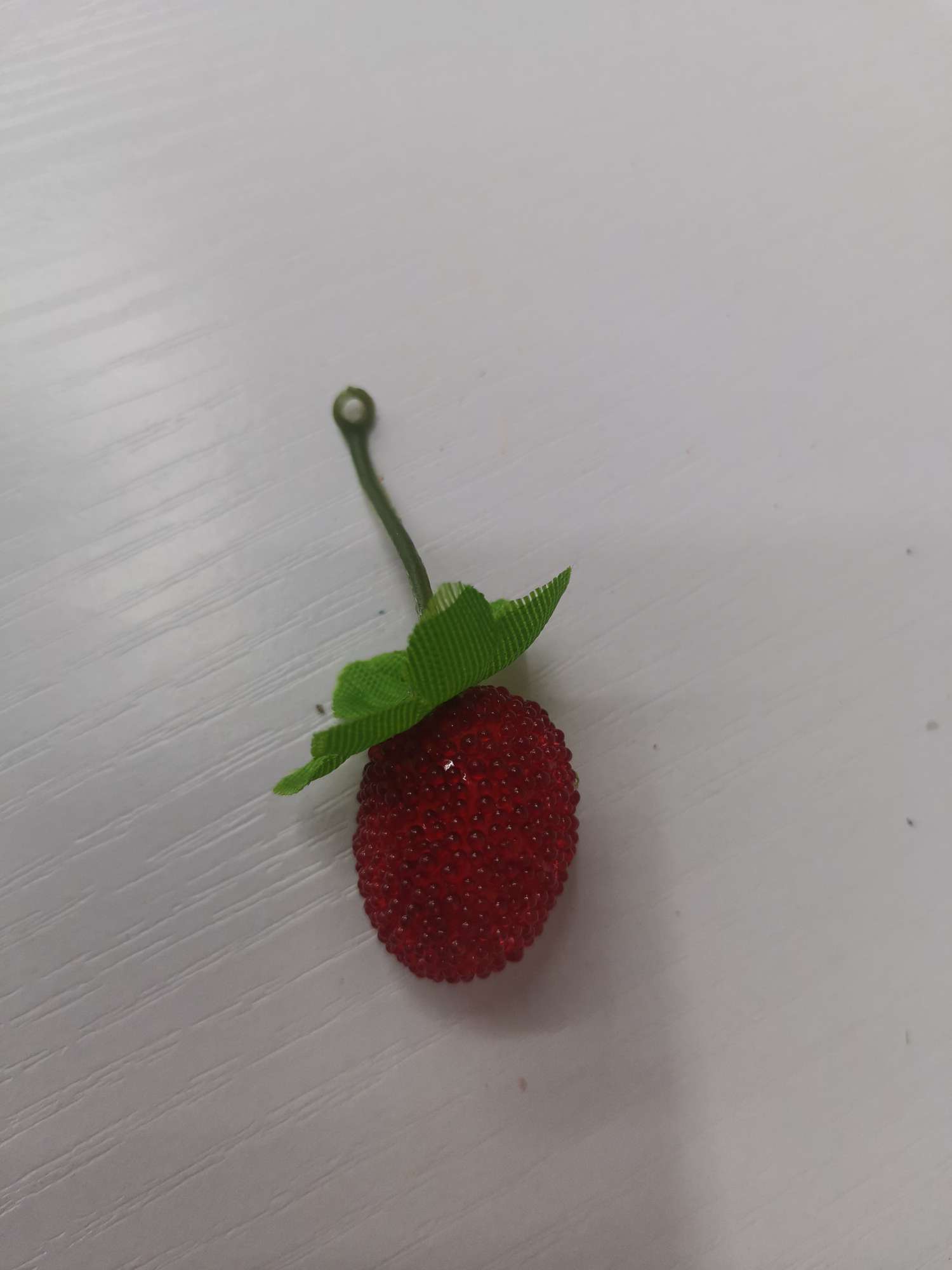 2.5cm圆草莓