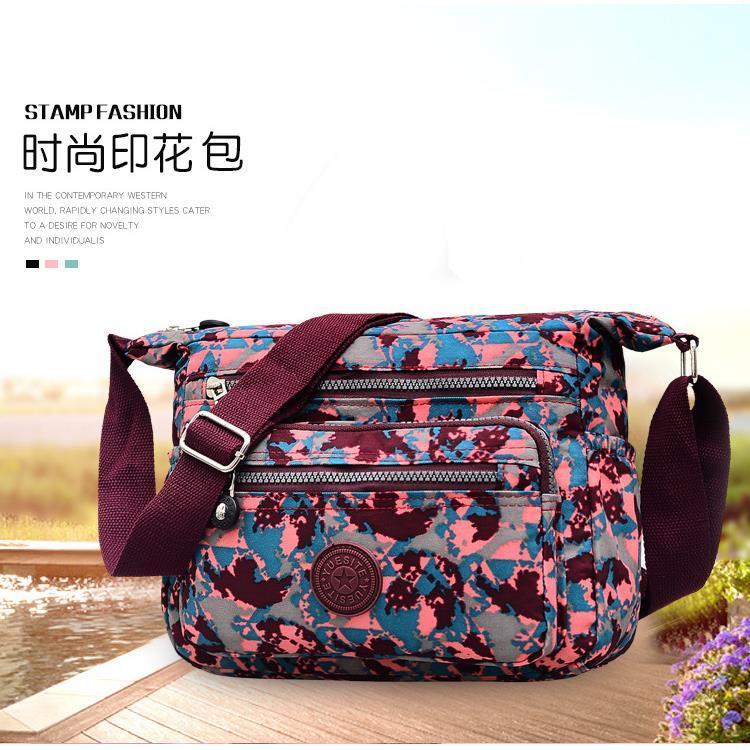 中老年人妈妈轻便防水单肩包休闲大容量花布包女士老太太奶奶斜跨