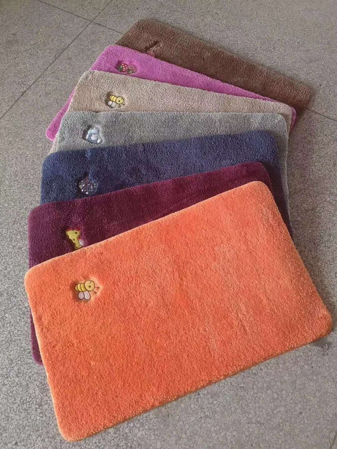 绣花地毯，地垫 家用地毯 厂家直销 新款地毯 爆款地毯