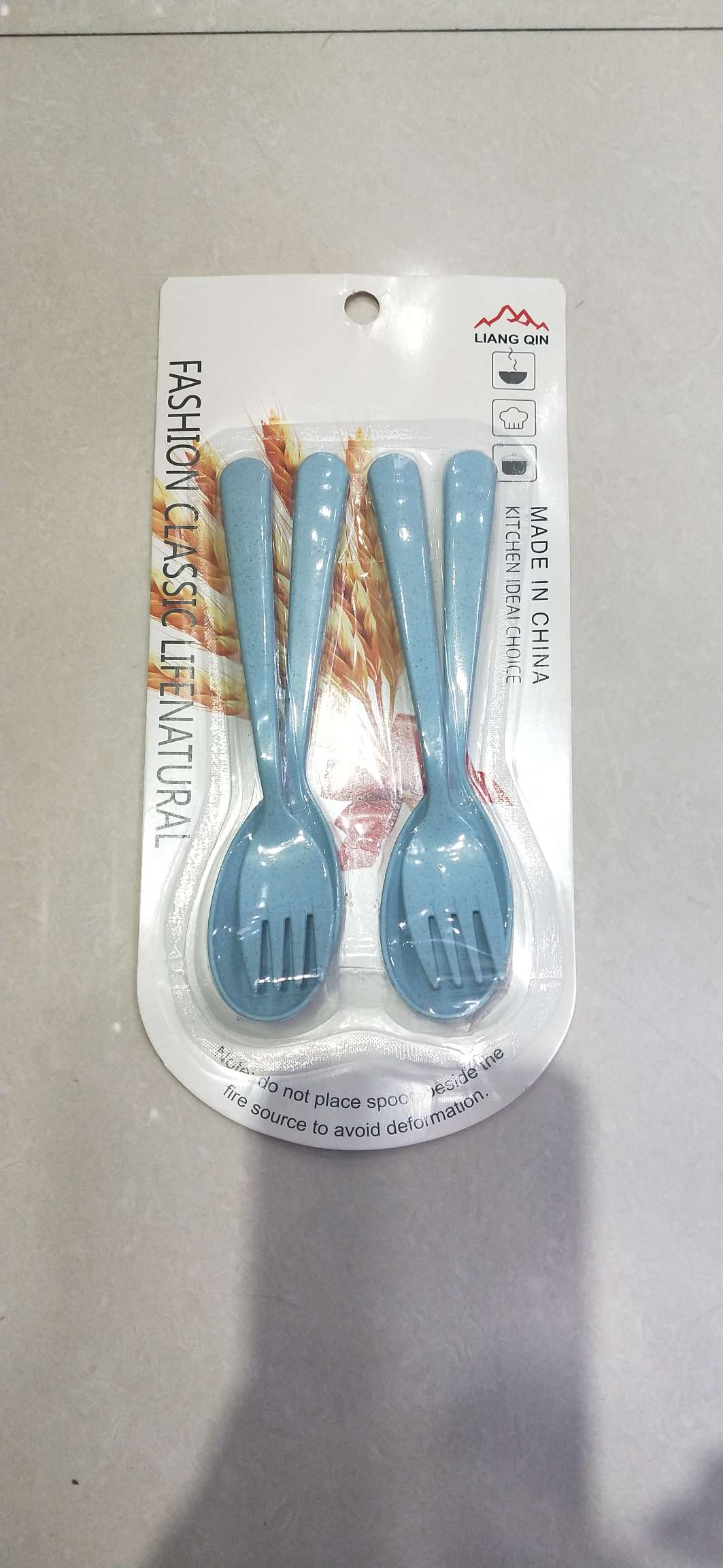 Wheat-scented spoon and chopsticks