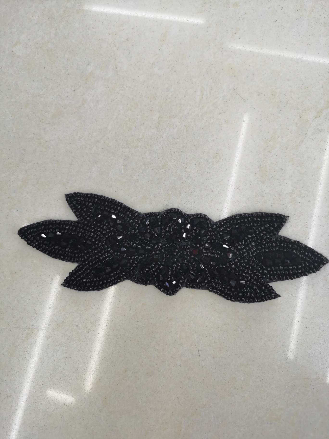 Flower Leaf Crystal Nail Bead Cloth Applique Clothing Accessories Scarf Decorative Flower Clothes Skirt Chest Decorative Flower Leaf Specification drawing