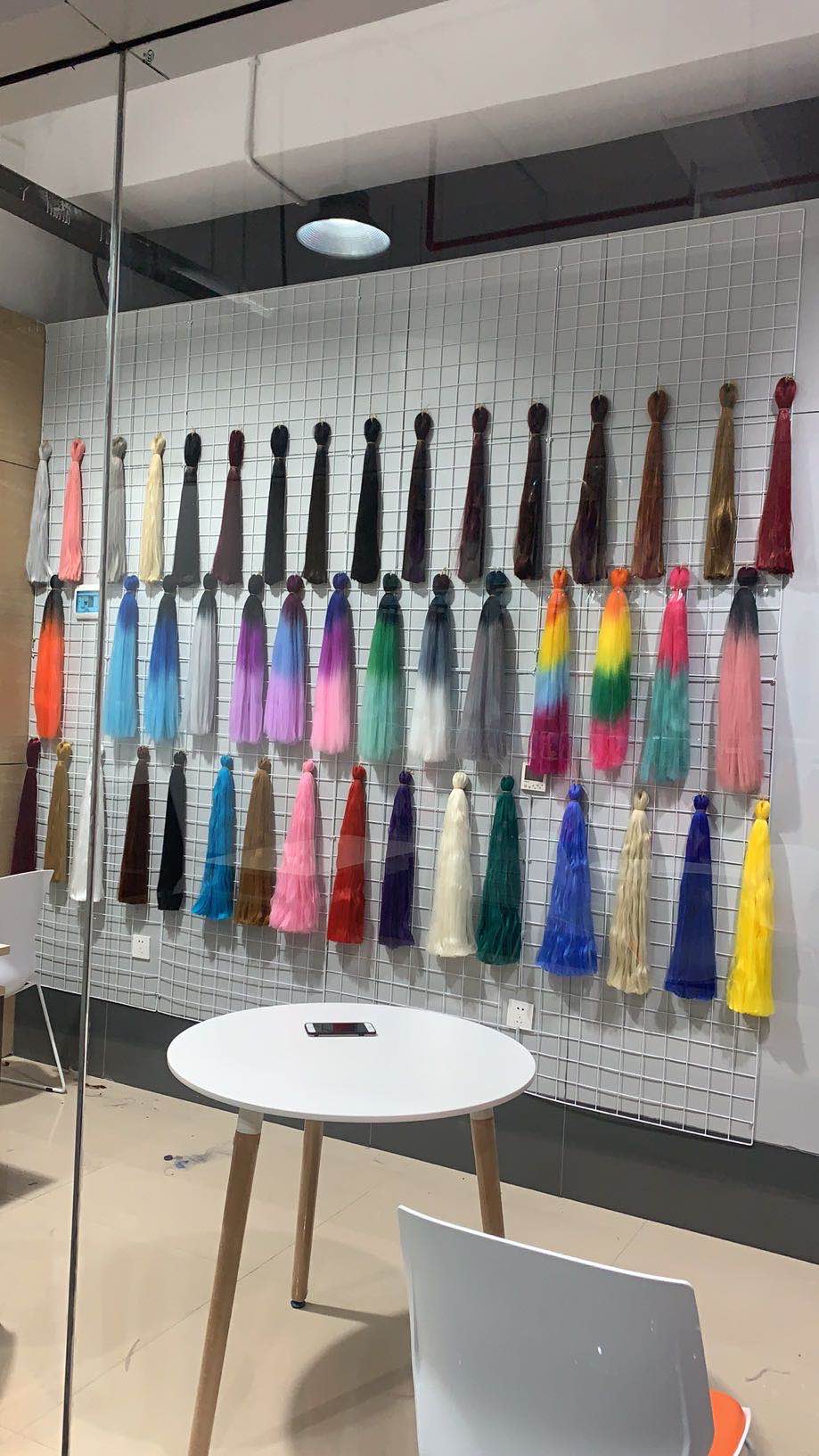 100克双色大辫子 非洲脏辫 三股辫 黑人假发白底实物图