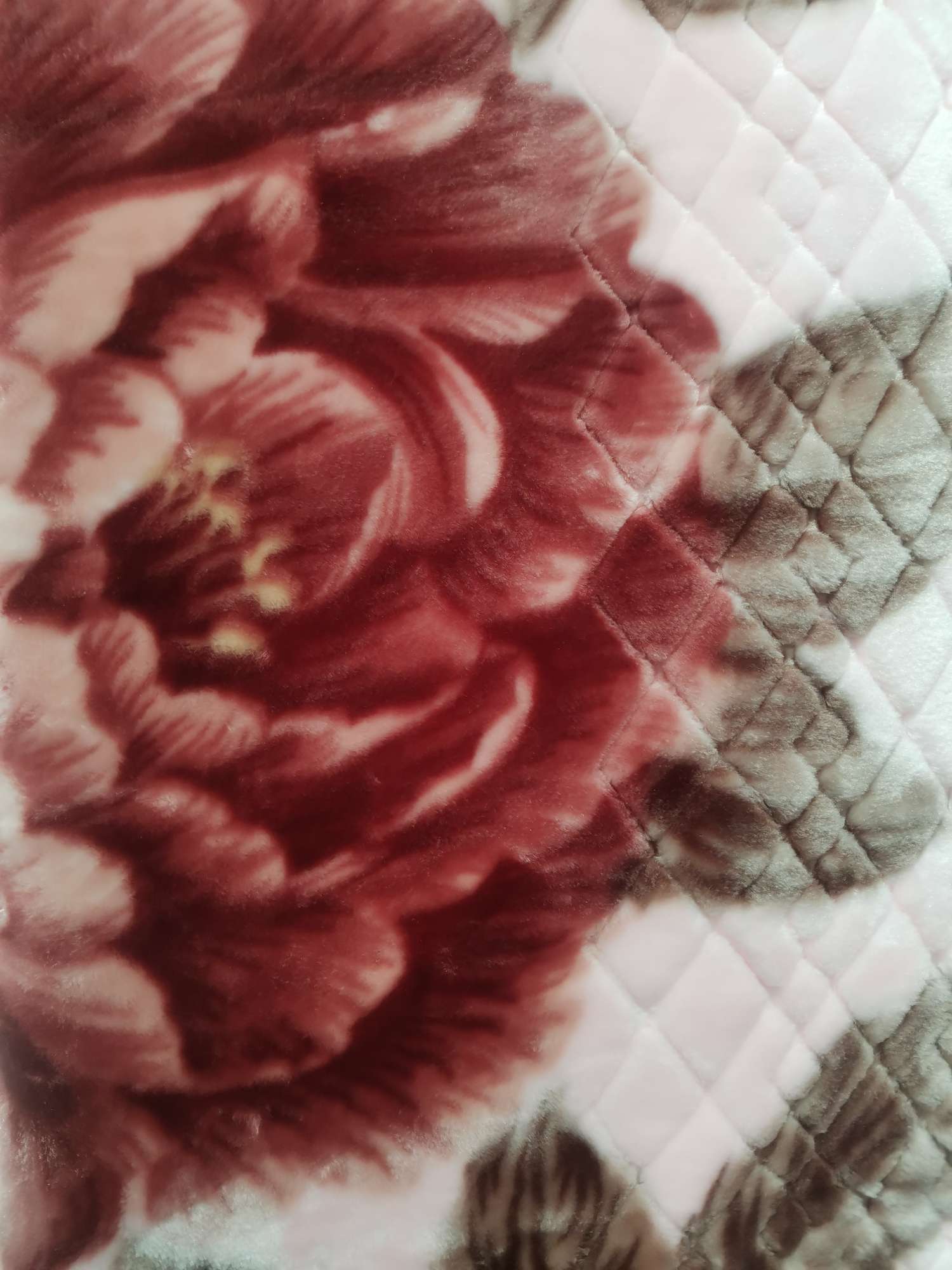 Big flower Raschel blanket