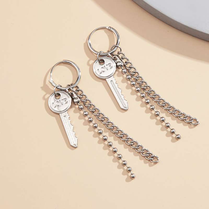 Tassel key earrings for women, dark European and American series, ins hip-hop Harajuku, rustic and cool personality, earring and stud earrings Specification image