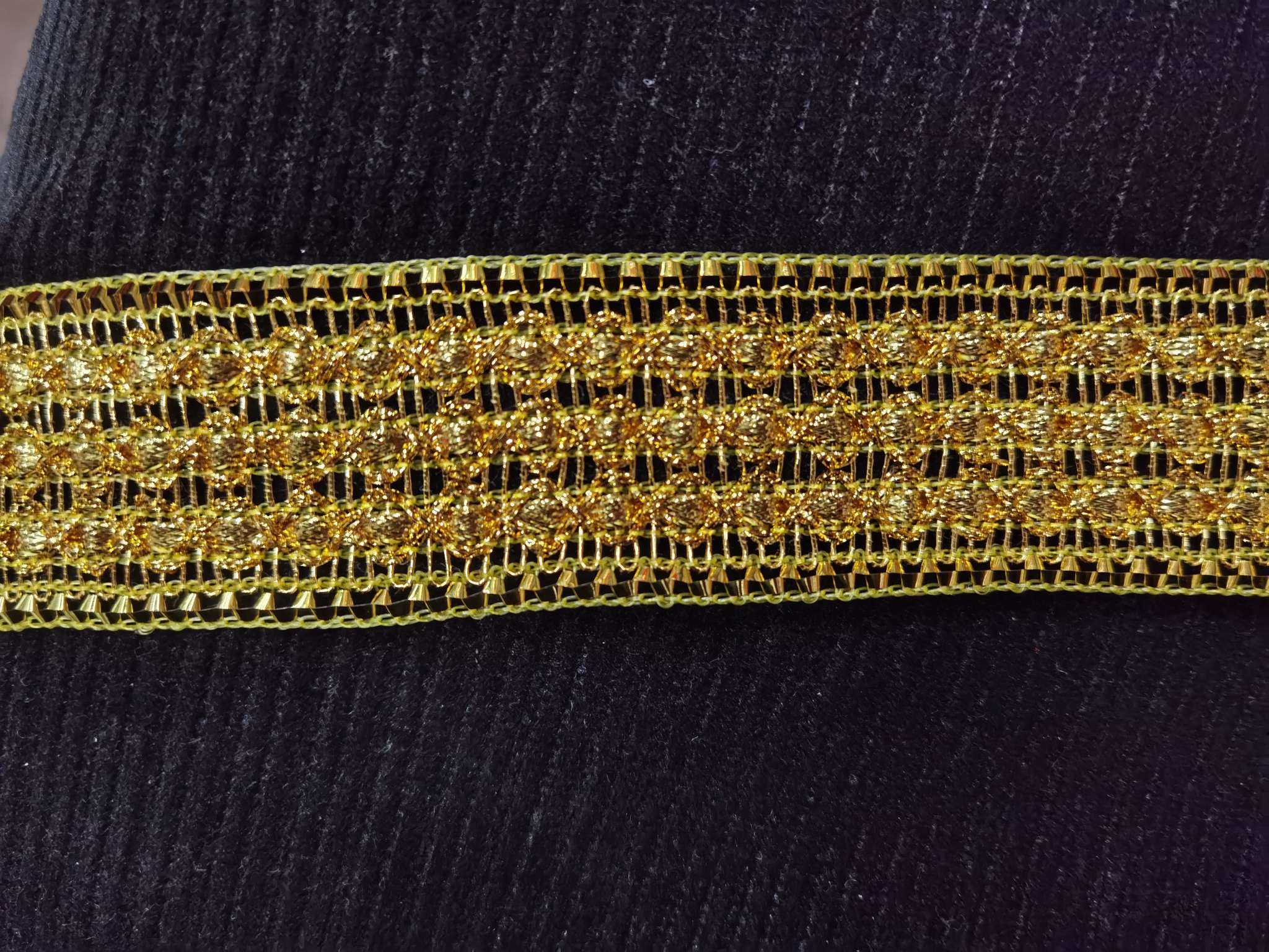 Small diamond-shaped wide lace Item Picture