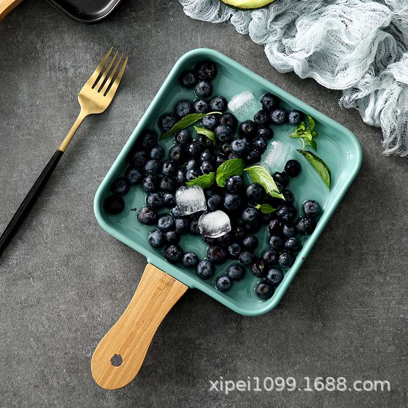Nordic wooden handle plates, ceramic square plates, fruit salad plates and bowls, creative and practical kitchen bowls for home use
