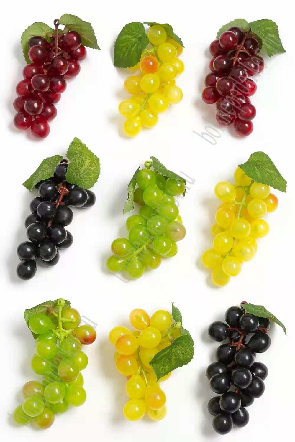 Simulation fruit simulation grape. thumbnail