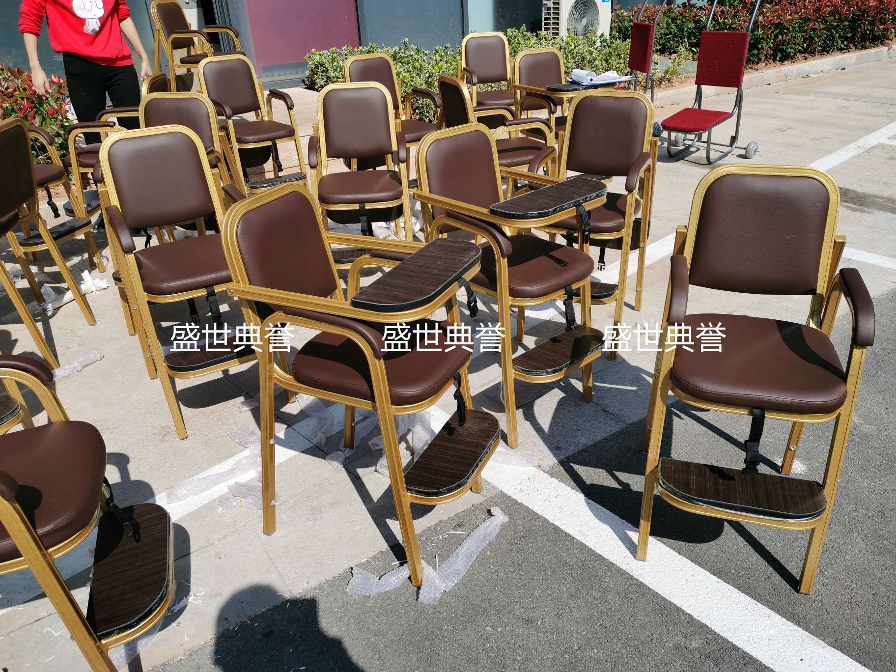 上海五星级酒店宴会厅宝宝餐椅饭店包厢儿童就餐椅子铝合金宝宝椅详情图11