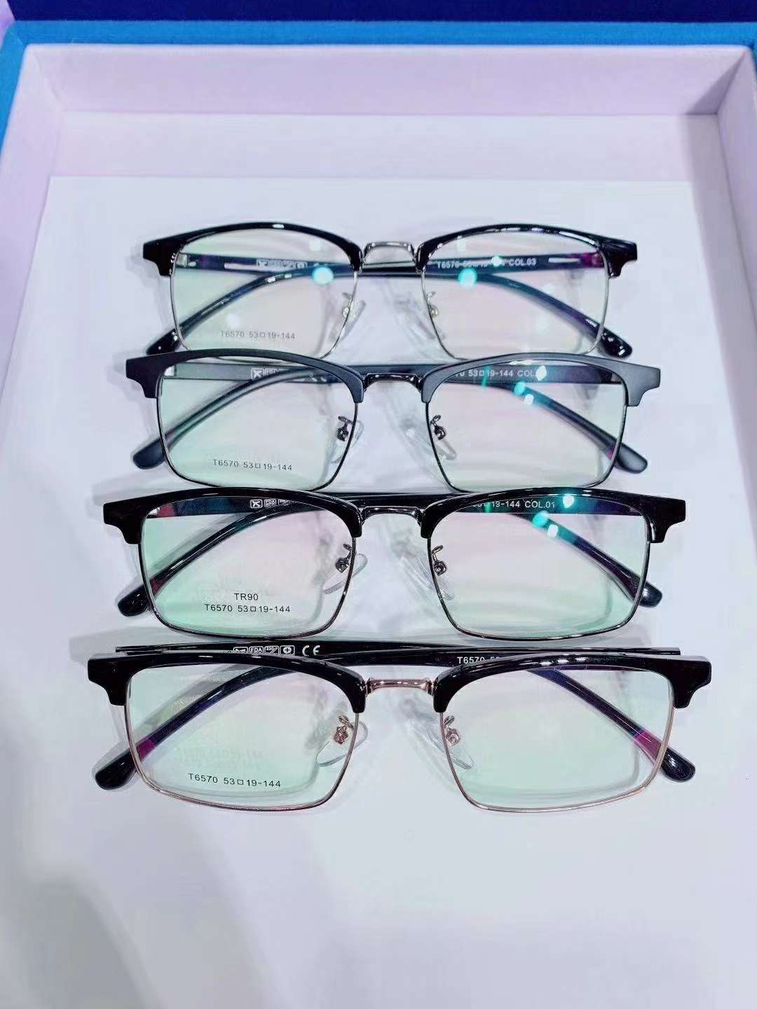 近视眼镜框，平光镜，时尚潮流，网红同款，眉毛款。产品图