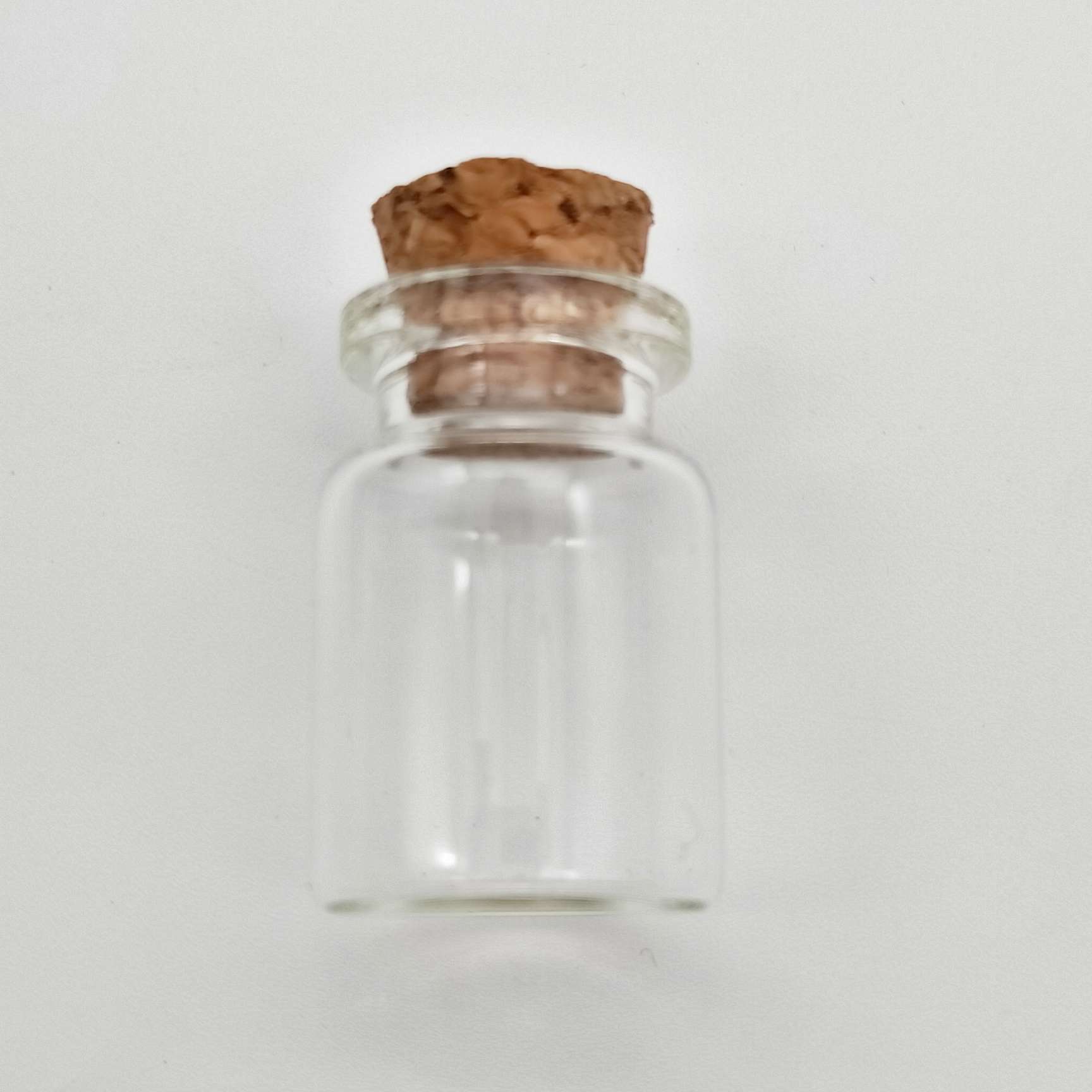 现货批发 透明玻璃瓶 管制玻璃瓶 带盖 迷你小药瓶产品图