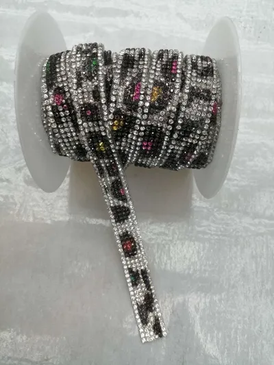 Rhinestone Hot Drawing, Long Lace Pattern